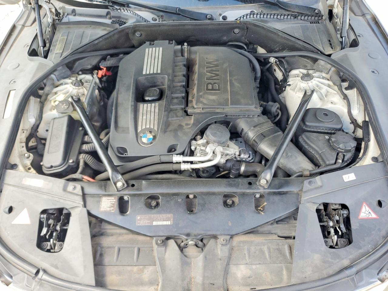 2012 Bmw 740 Li Белый vin: WBAKB4C56CC576533