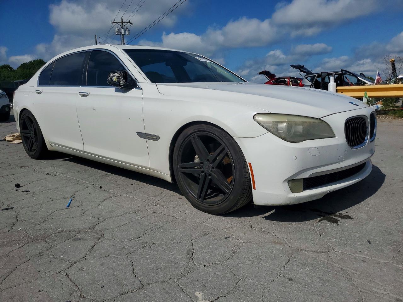 2012 Bmw 740 Li Белый vin: WBAKB4C56CC576533