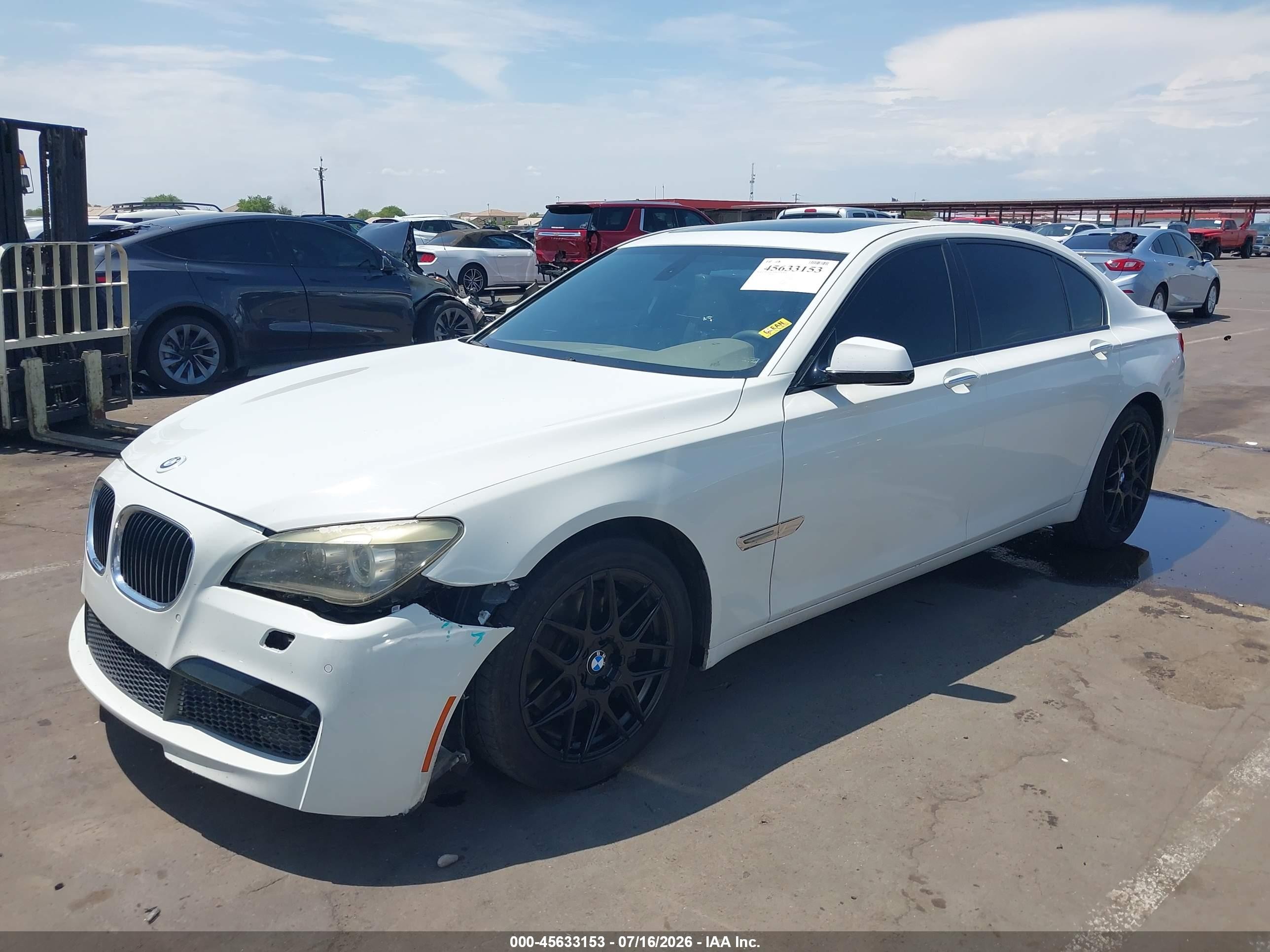 2011 Bmw 740li   White vin: WBAKB4C59BC392962
