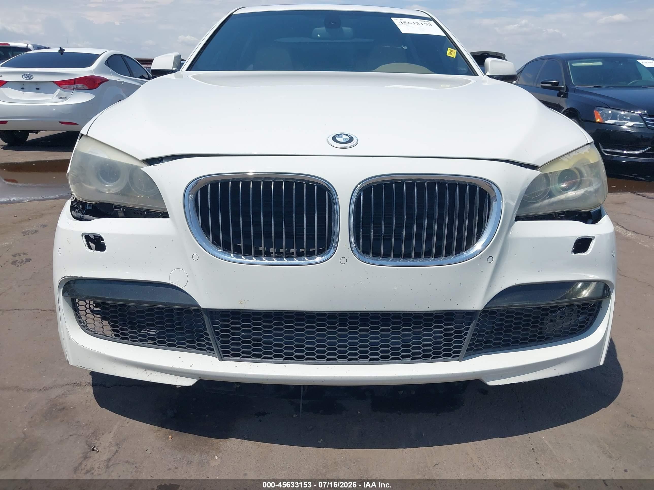 2011 Bmw 740li   White vin: WBAKB4C59BC392962