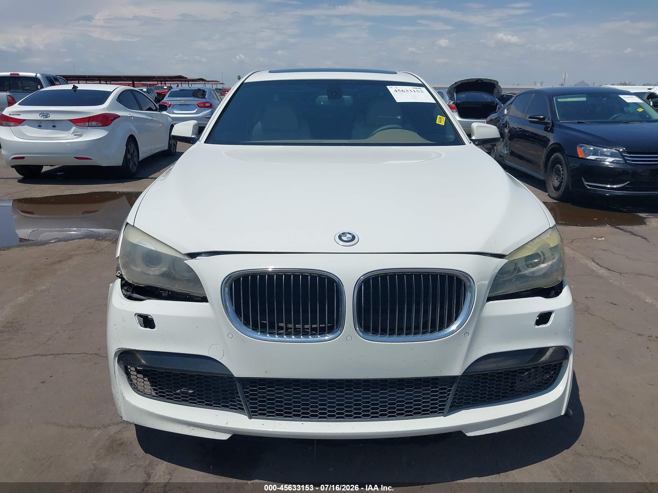 2011 Bmw 740li   White vin: WBAKB4C59BC392962