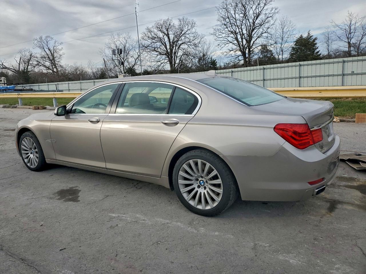 2009 Bmw 750 Li Gold vin: WBAKB83519CY57364