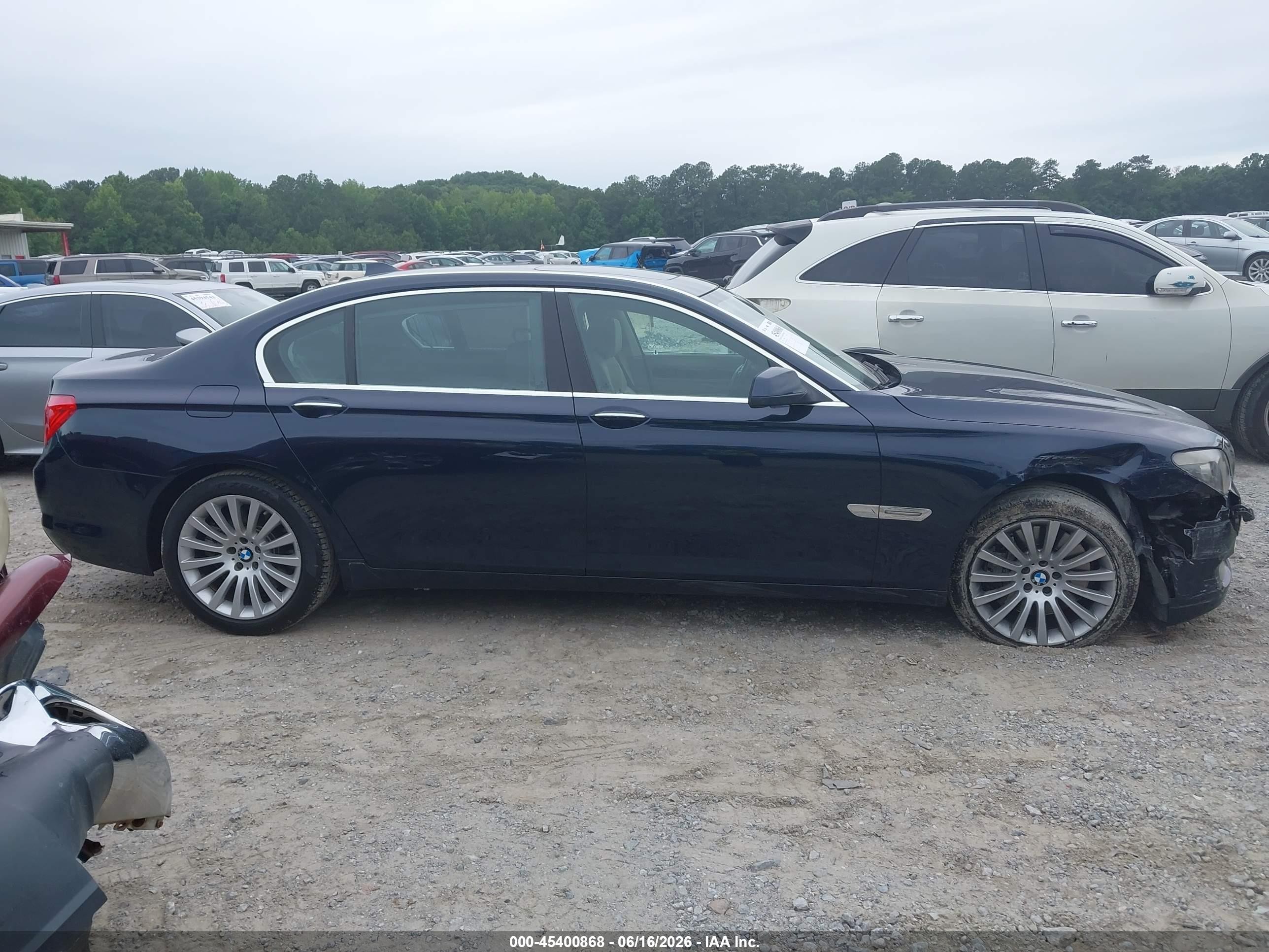 2009 Bmw 750li   Dark Blue vin: WBAKB83529CY59026