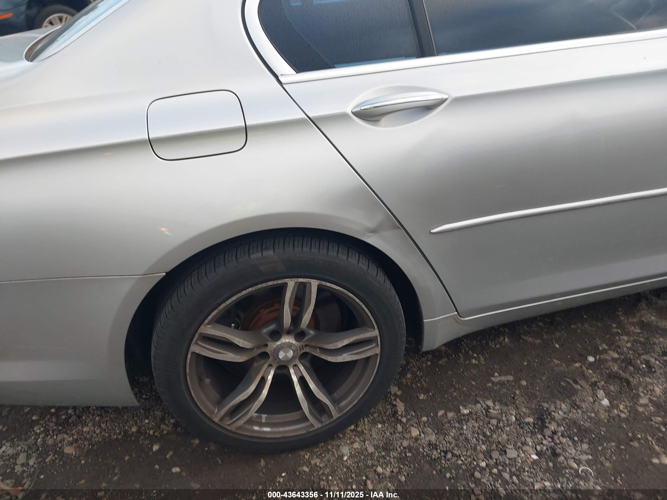 2009 Bmw 750li   Silver vin: WBAKB83539CY57429