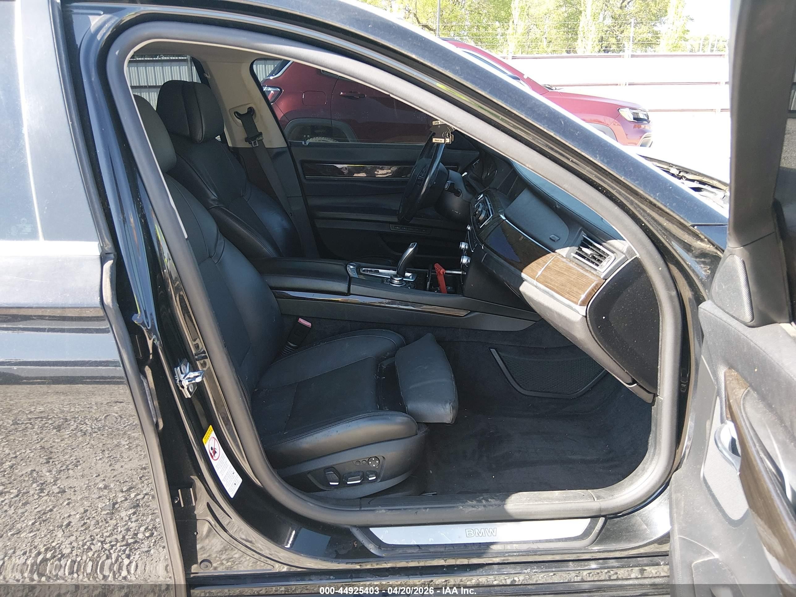 2009 Bmw 750li   Black vin: WBAKB83539CY57981