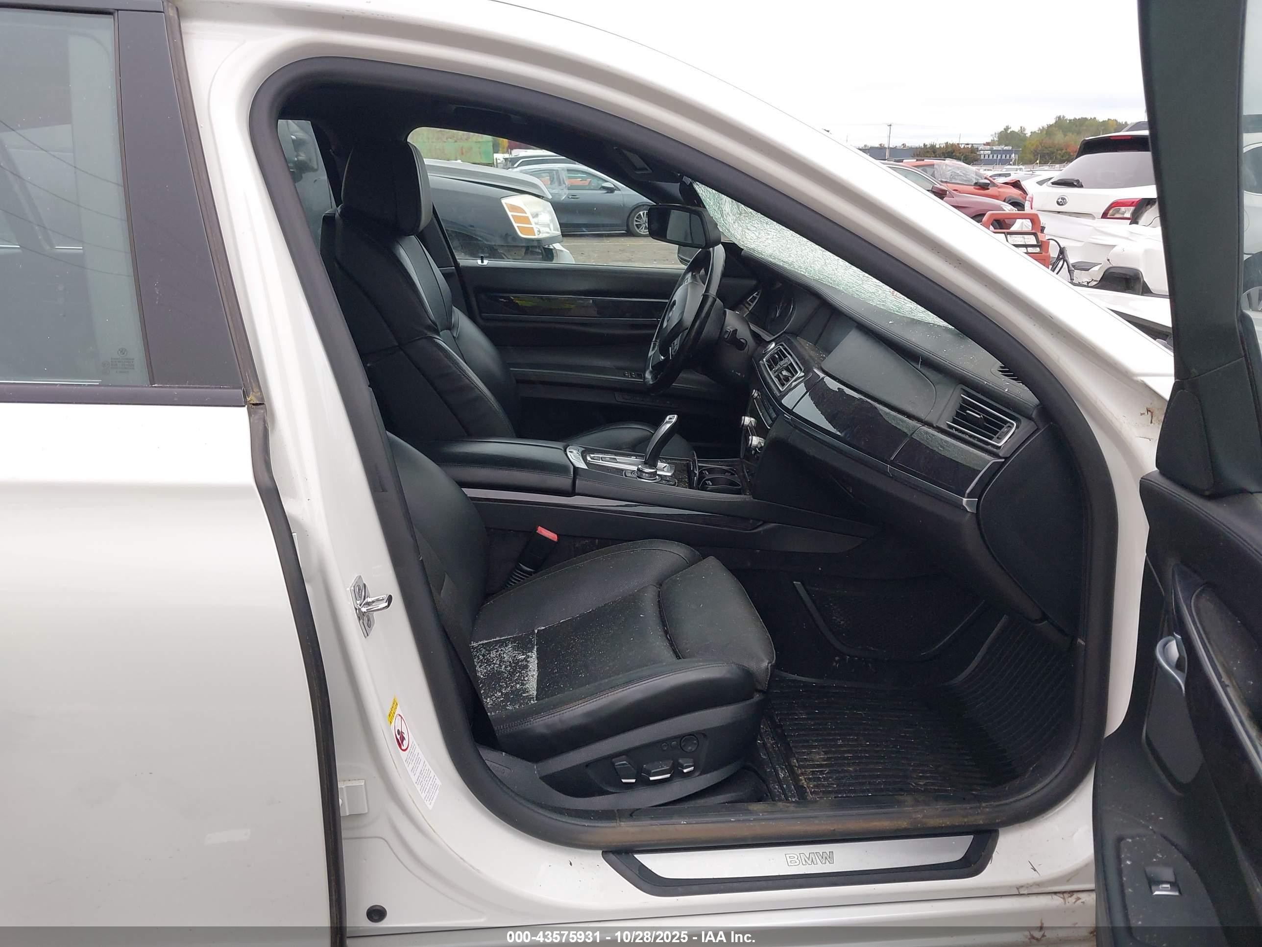 2009 Bmw 750li   White vin: WBAKB83549CY59299