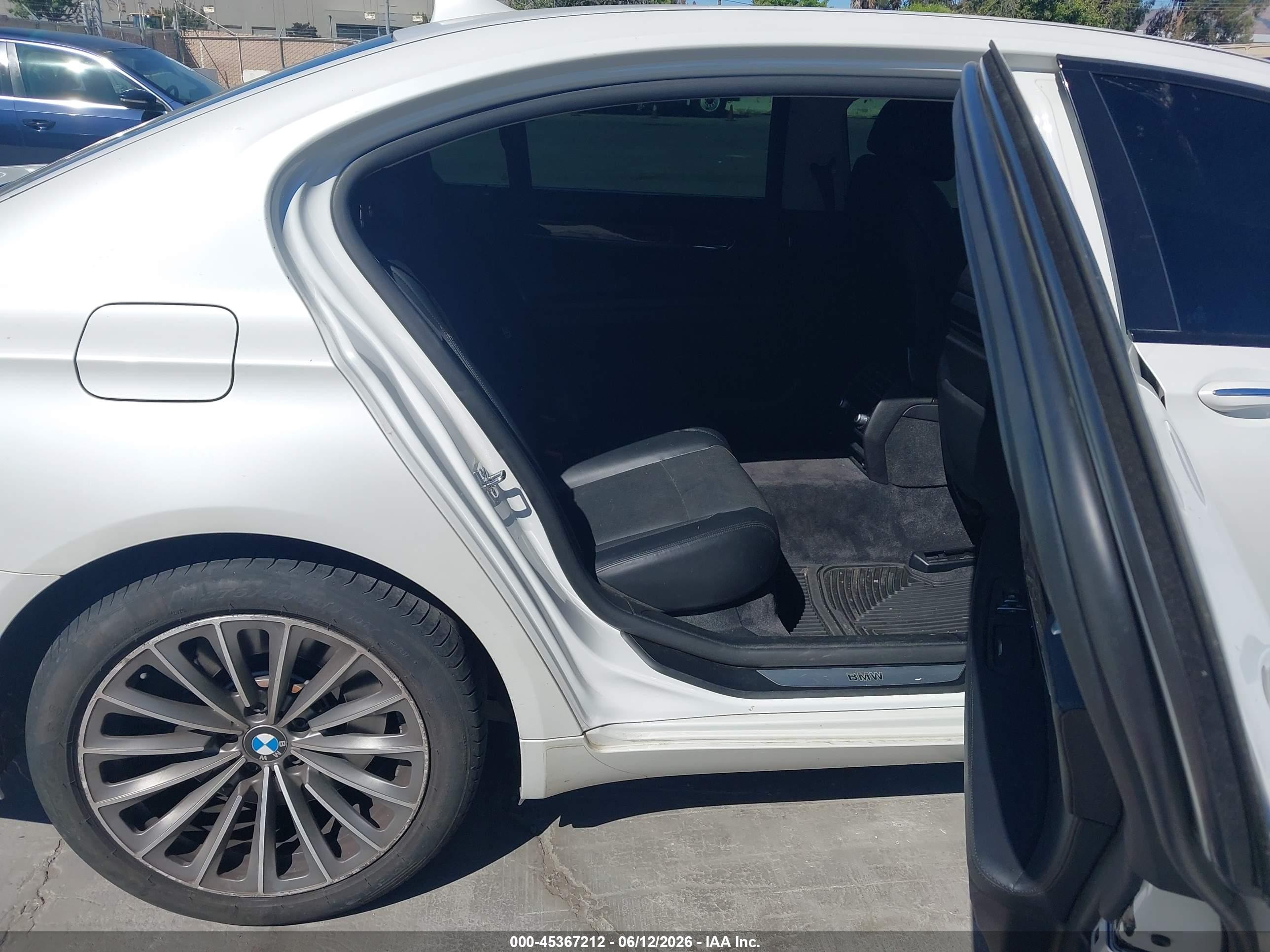 2009 Bmw 750li   White vin: WBAKB83549CY60694