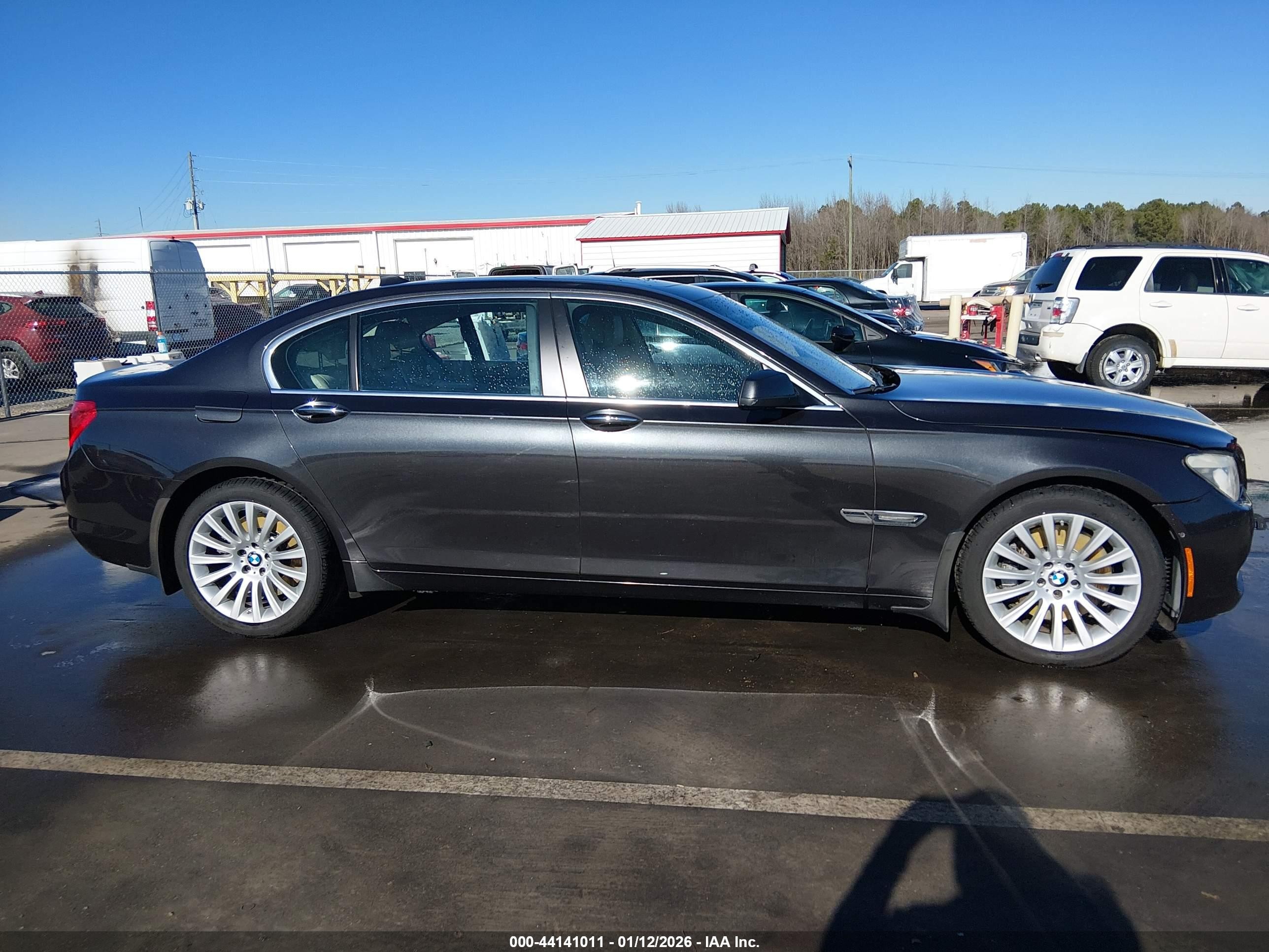 2009 Bmw 750li   Gray vin: WBAKB83559CY62132