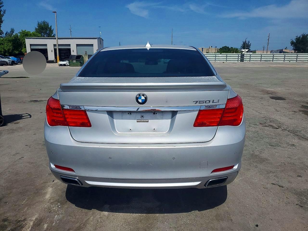 2009 Bmw 750 Li Серебряный vin: WBAKB83569CY57182