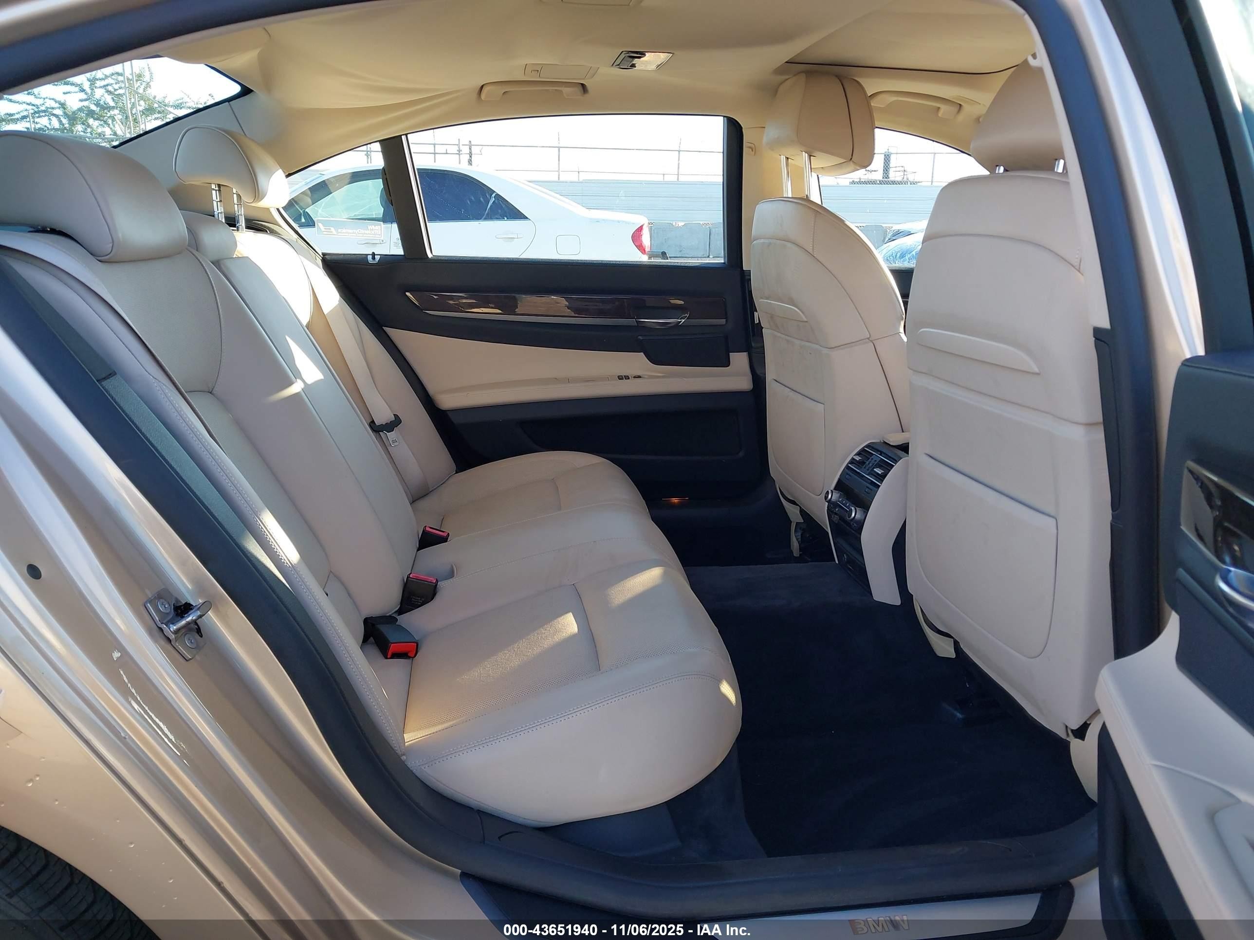 2009 Bmw 750li   Gold vin: WBAKB83569CY61491