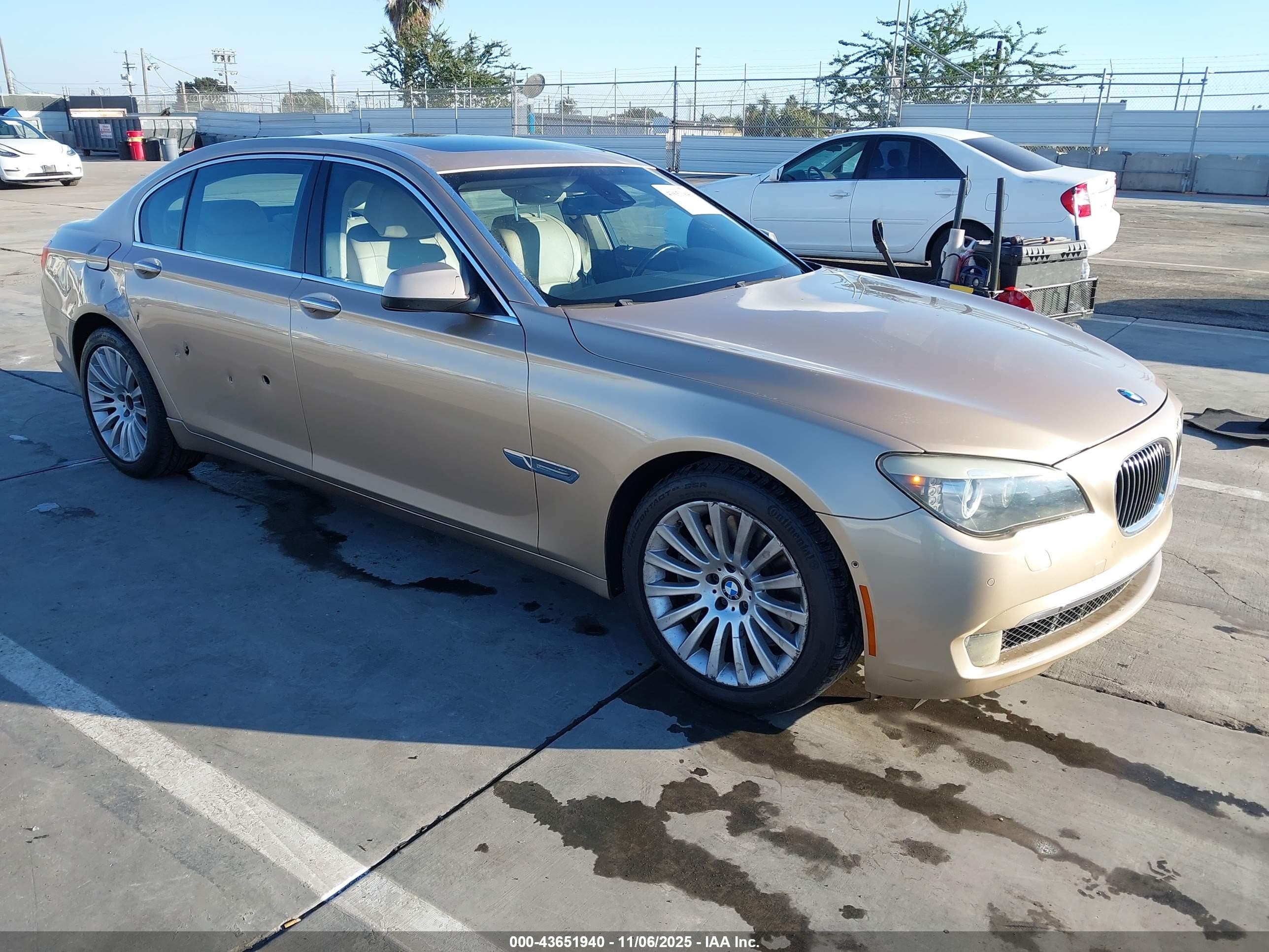 2009 Bmw 750li   Gold vin: WBAKB83569CY61491