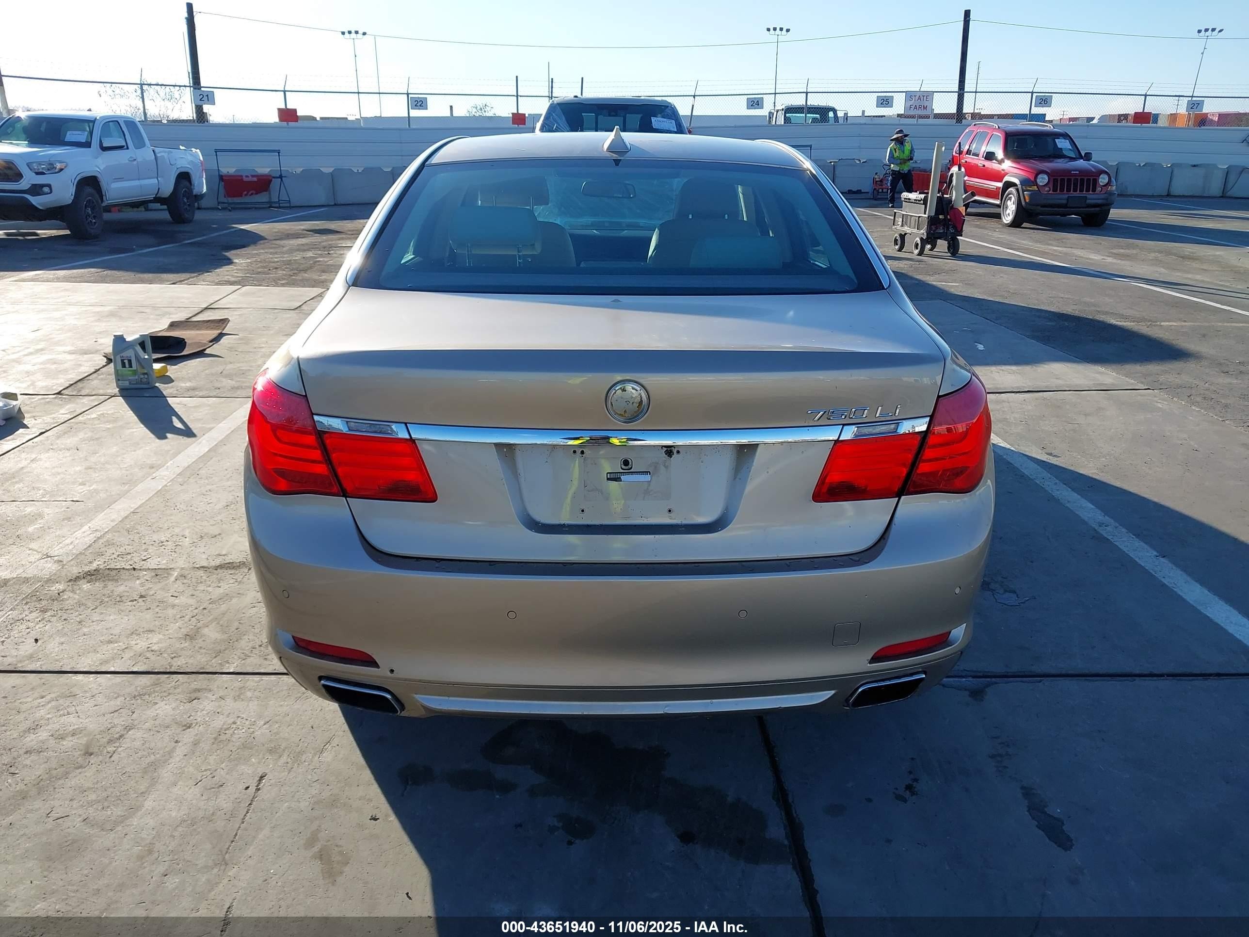 2009 Bmw 750li   Gold vin: WBAKB83569CY61491