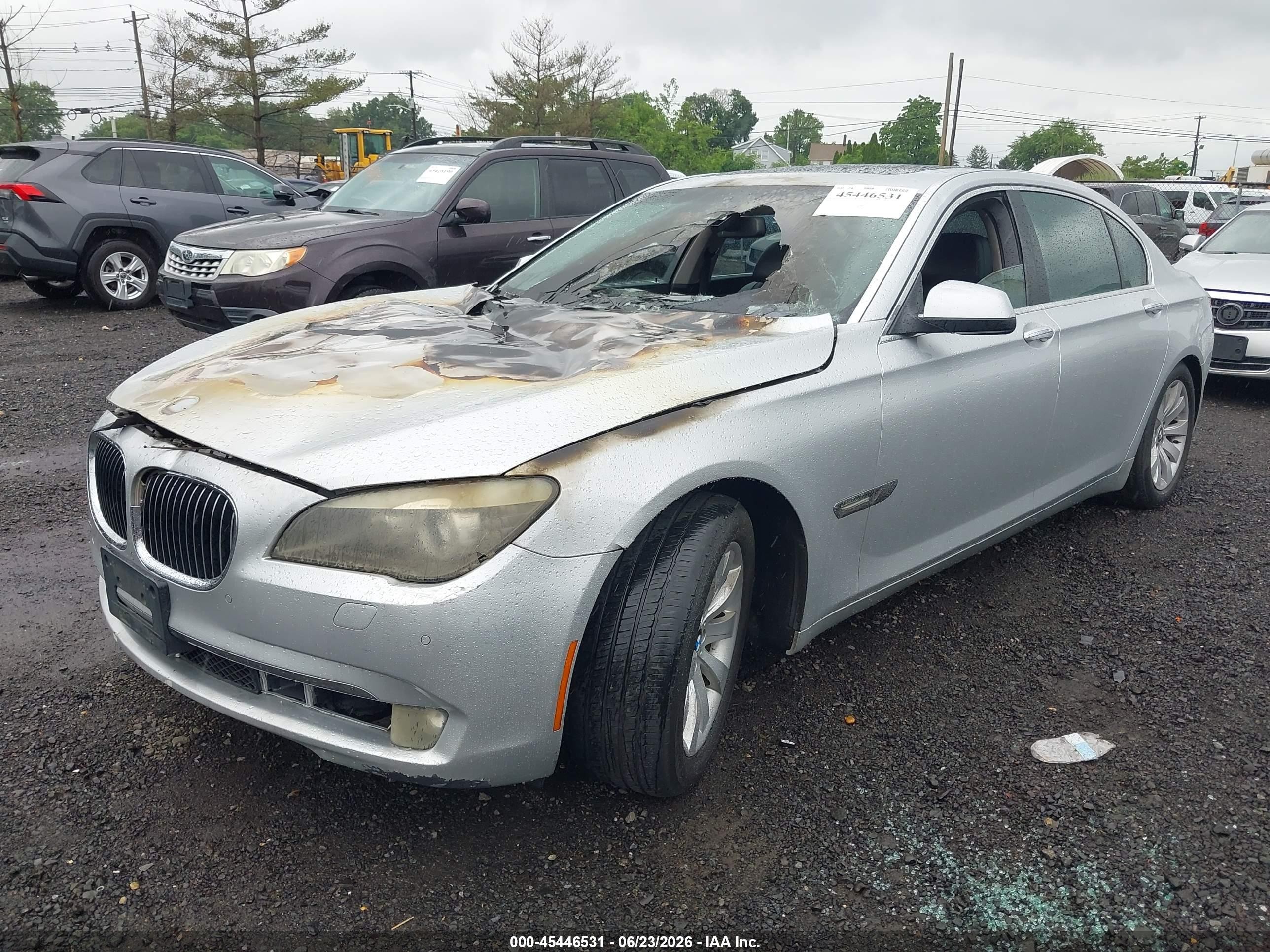 2009 Bmw 750li   Silver vin: WBAKB83579CY58714