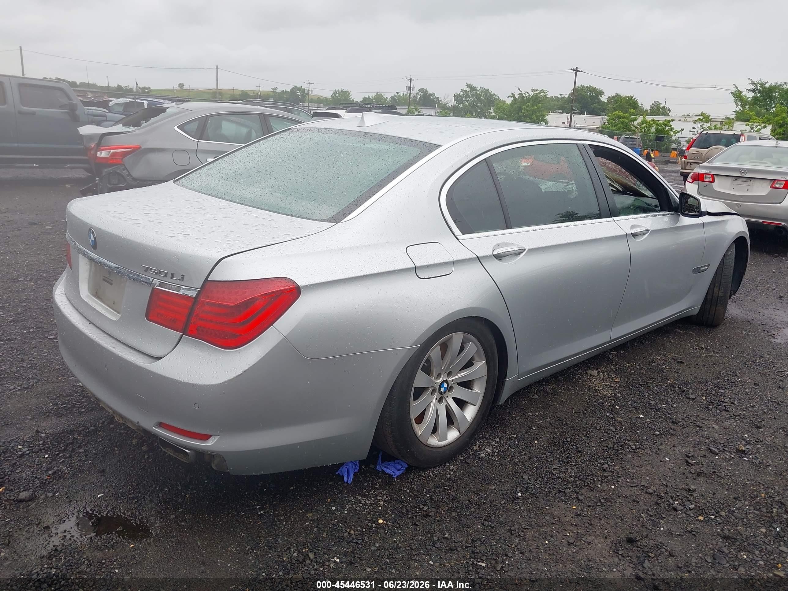 2009 Bmw 750li   Silver vin: WBAKB83579CY58714