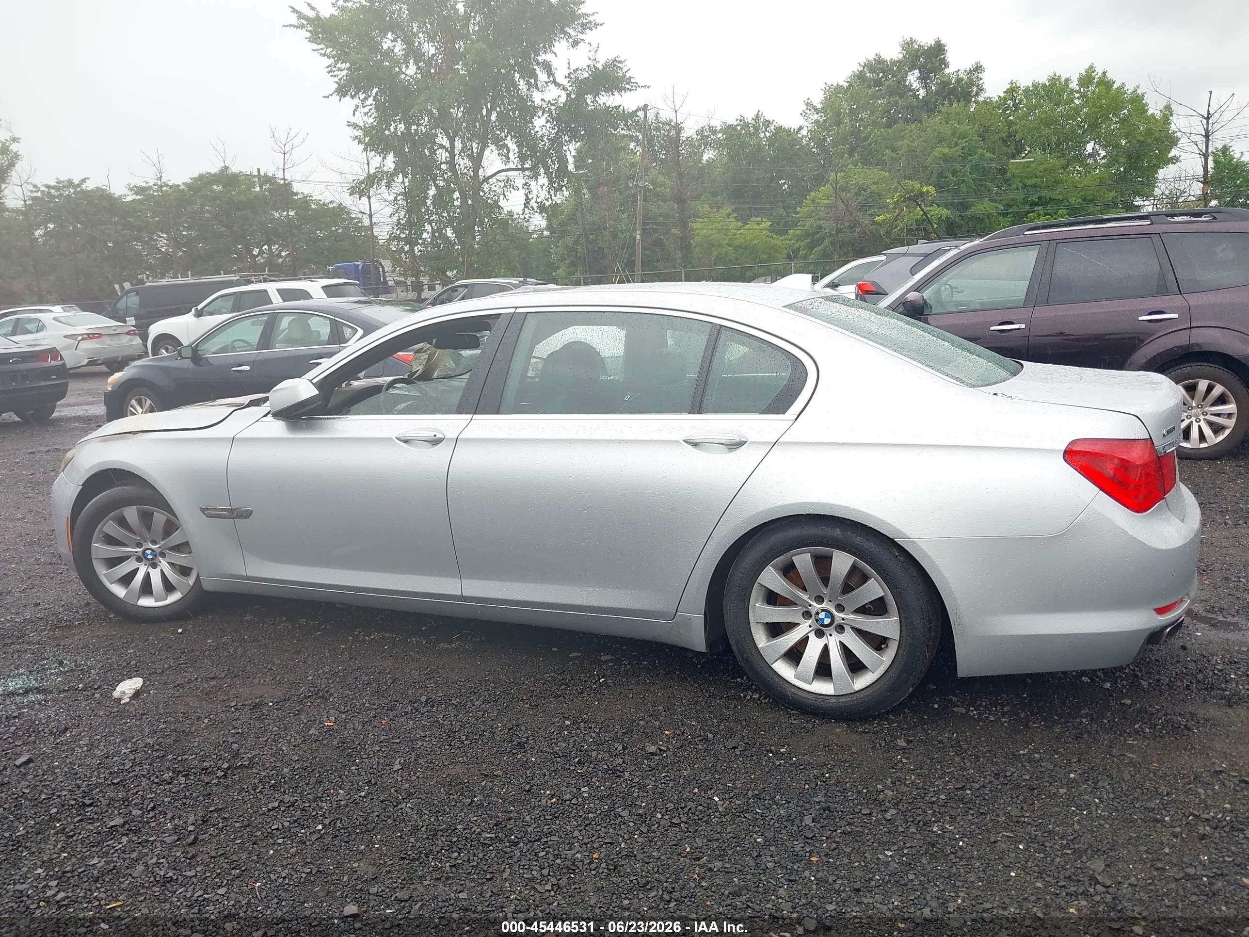 2009 Bmw 750li   Silver vin: WBAKB83579CY58714