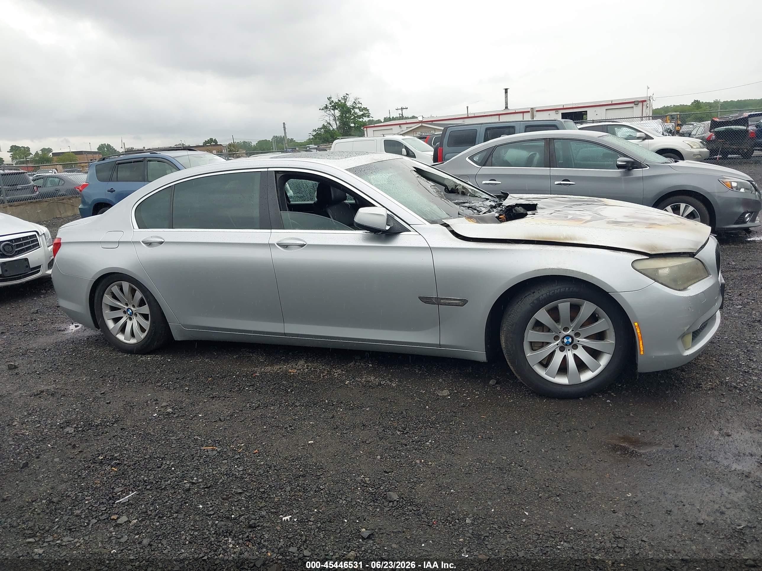 2009 Bmw 750li   Silver vin: WBAKB83579CY58714