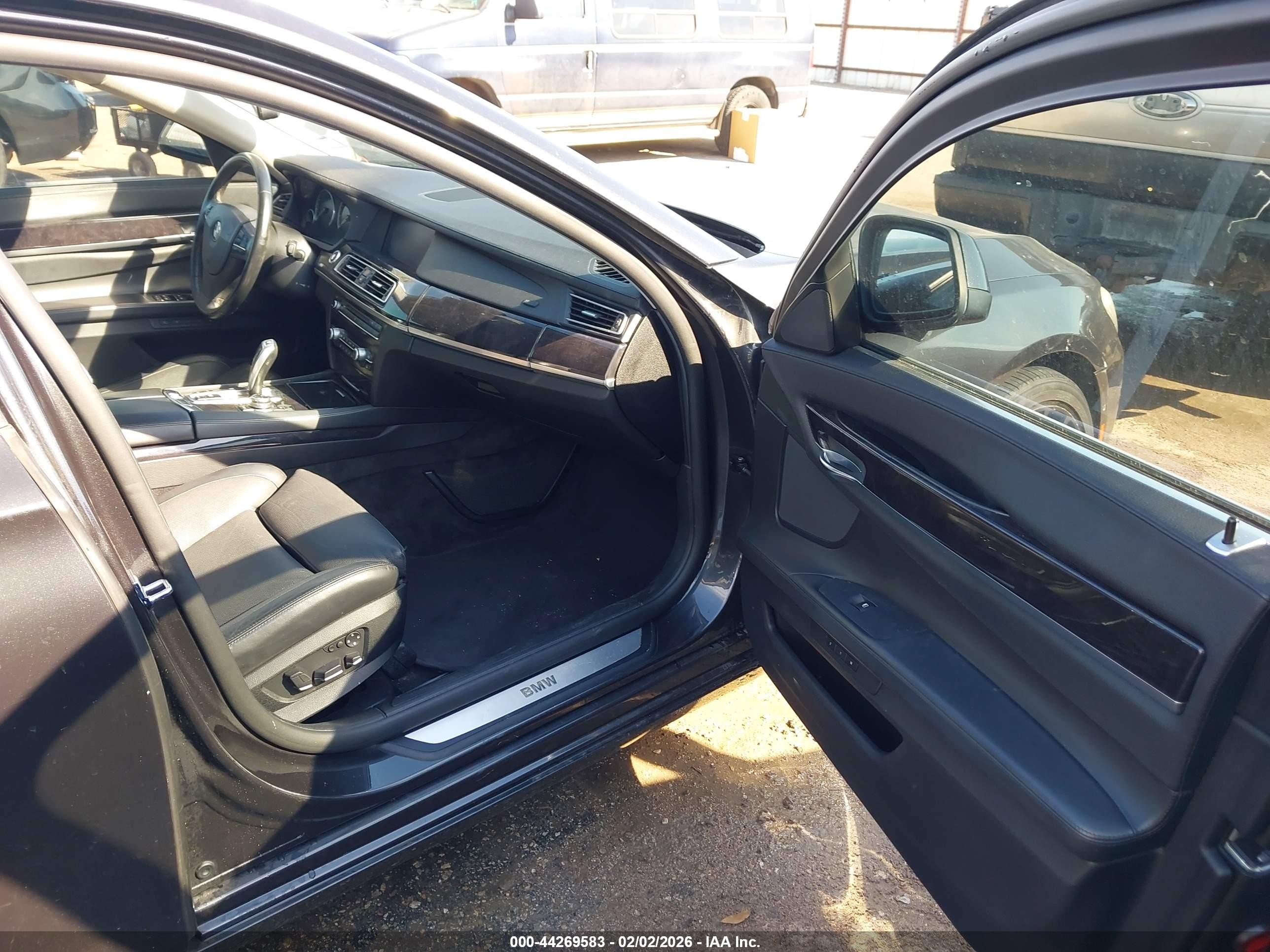 2009 Bmw 750li   Gray vin: WBAKB83579CY60334