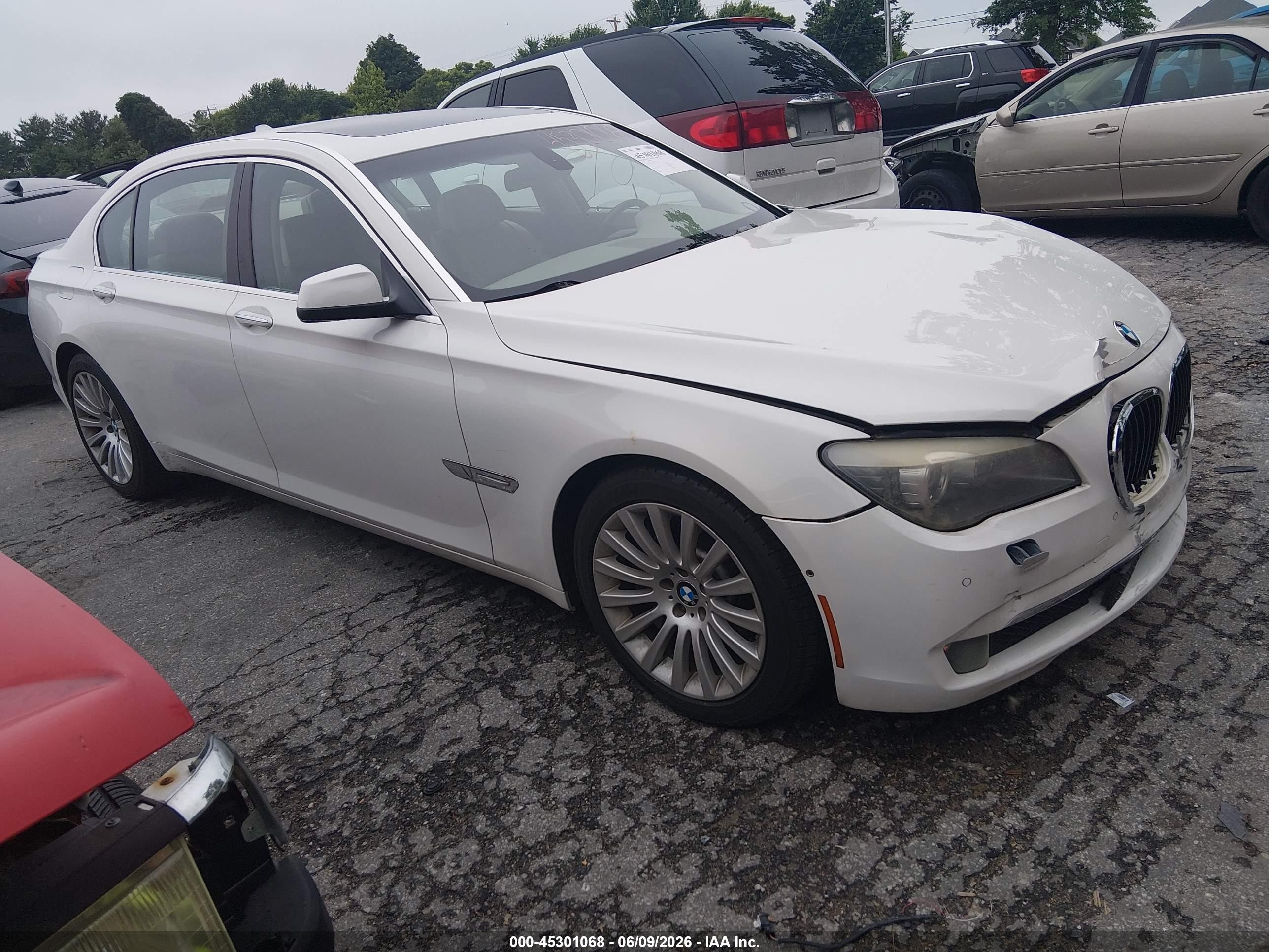 2009 Bmw 750li   White vin: WBAKB83579CY62634