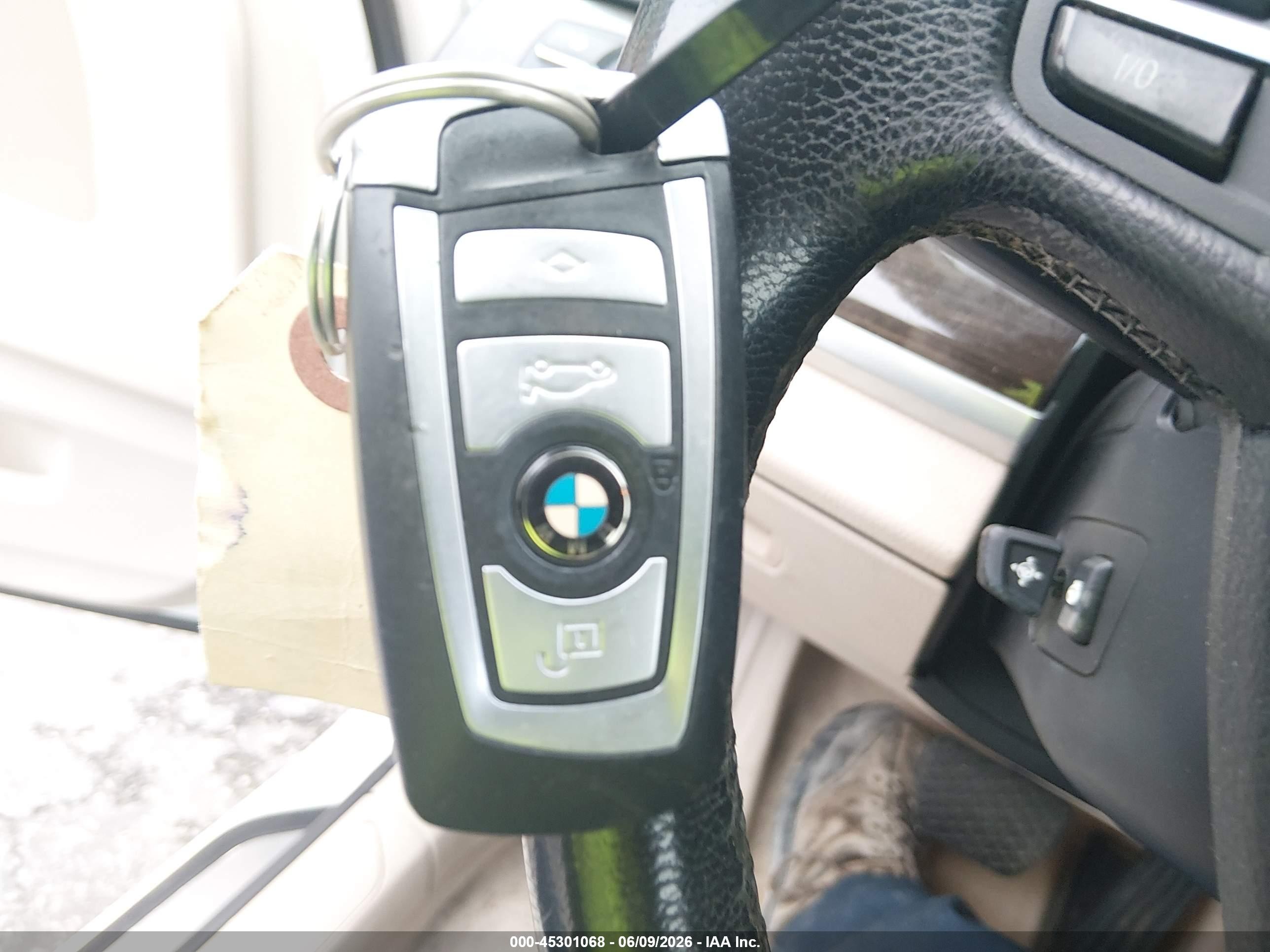 2009 Bmw 750li   Белый vin: WBAKB83579CY62634