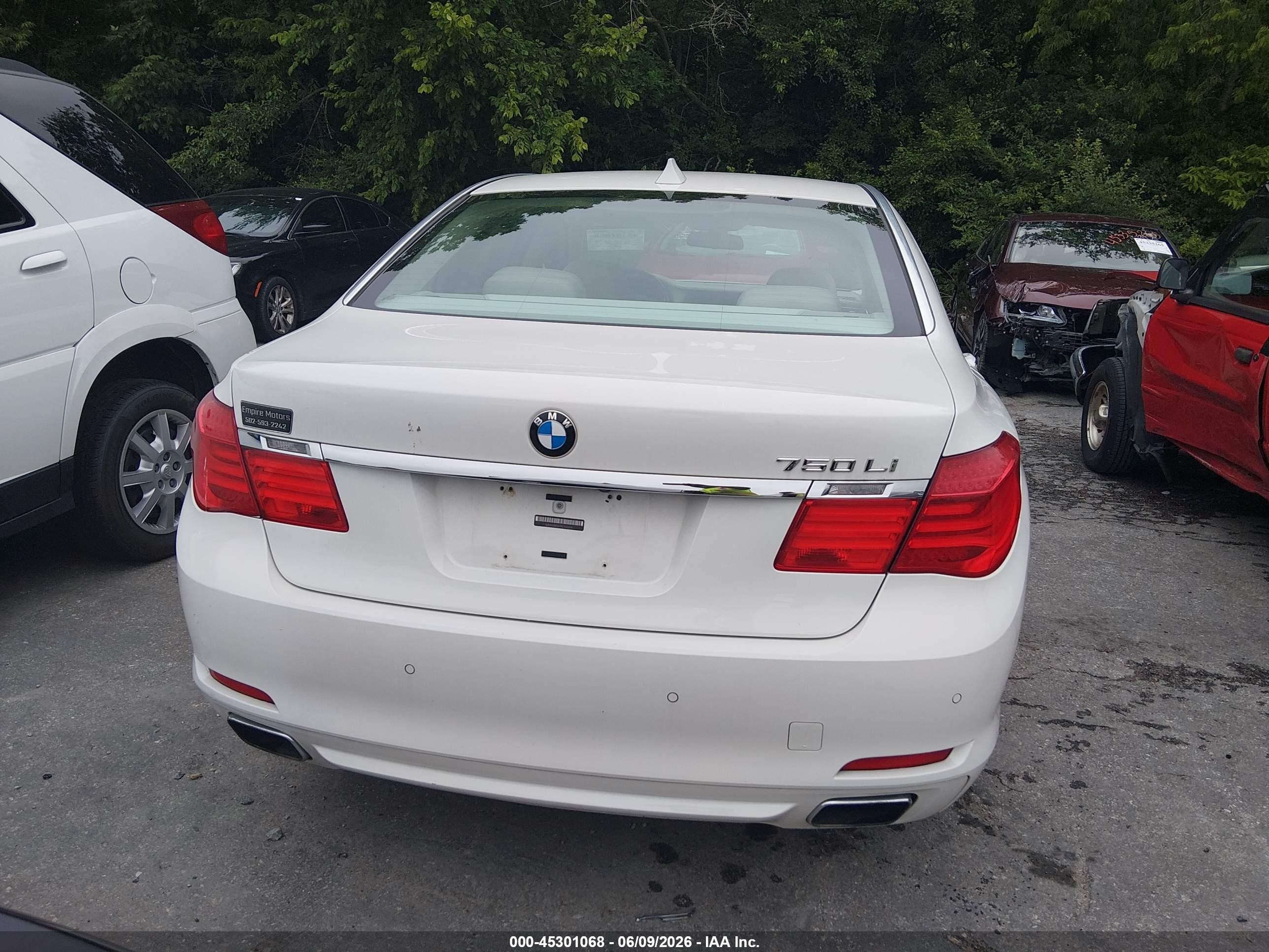 2009 Bmw 750li   Белый vin: WBAKB83579CY62634