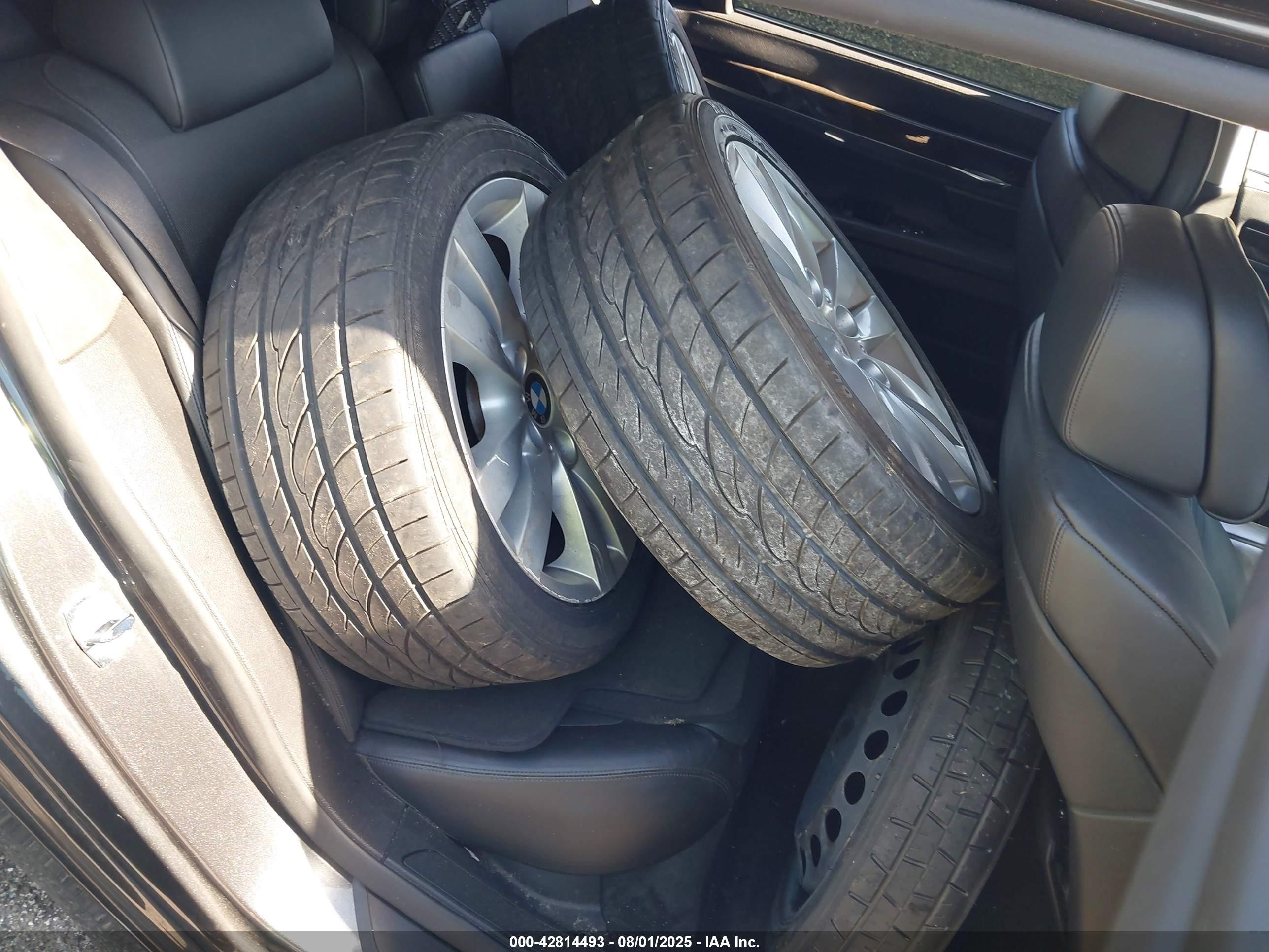 2009 Bmw 750li   Gray vin: WBAKB835X9CY58559