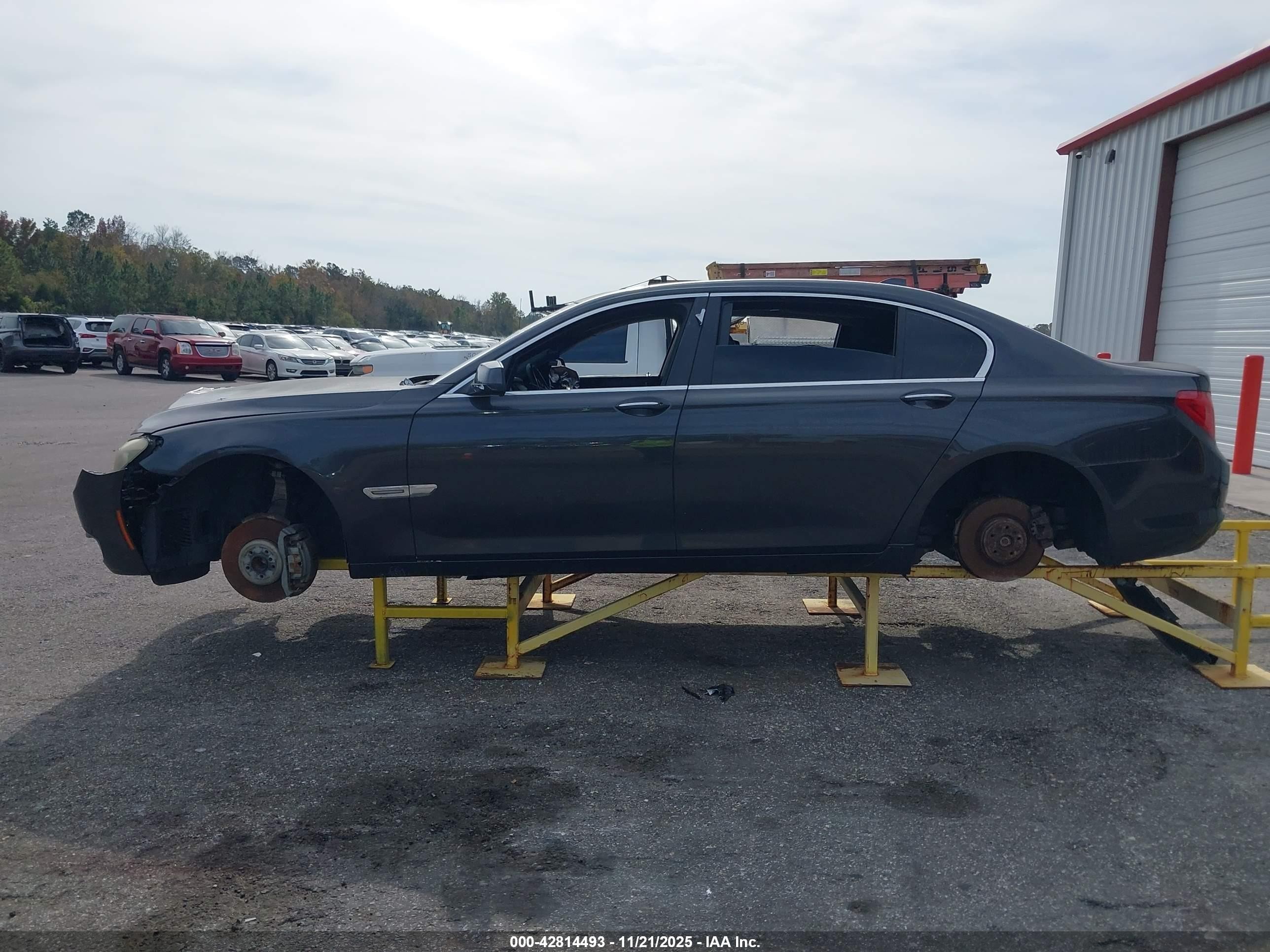 2009 Bmw 750li   Gray vin: WBAKB835X9CY58559