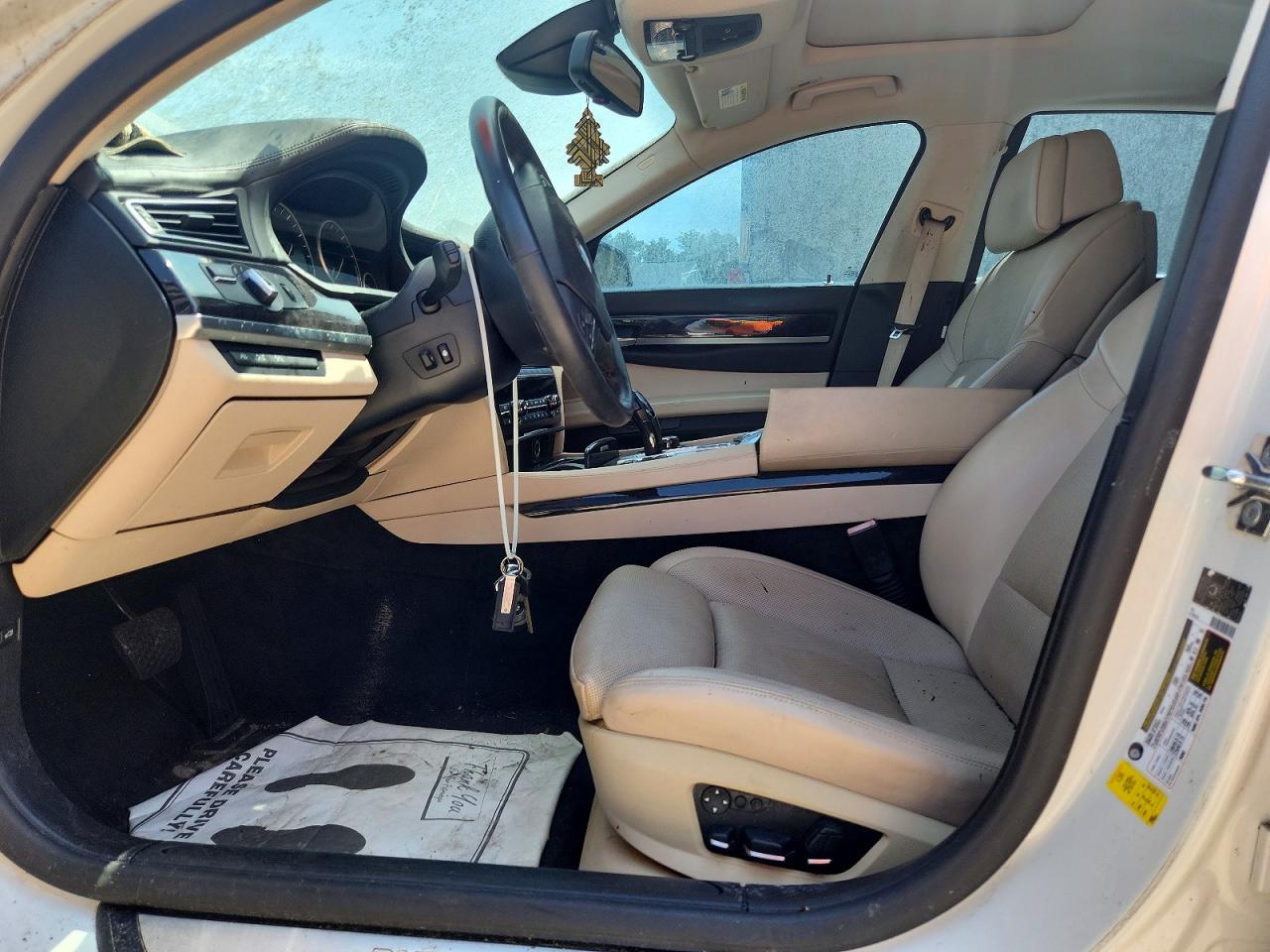2009 Bmw 750 Li White vin: WBAKB835X9CY60053
