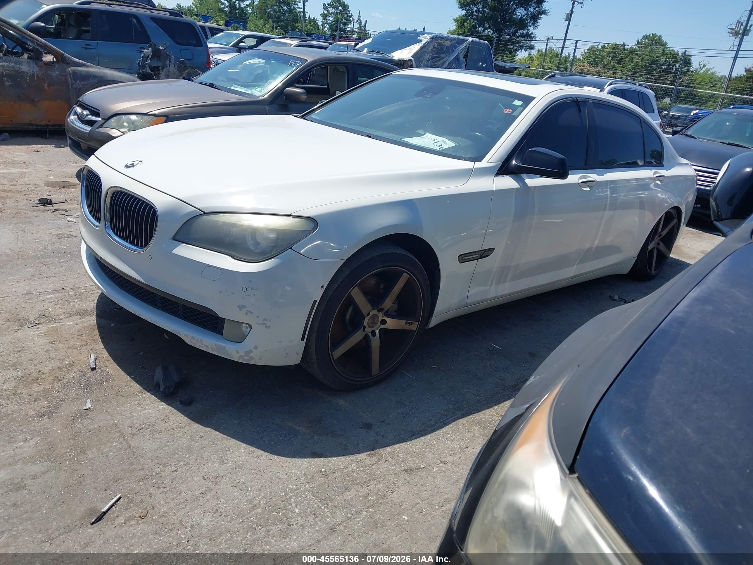2012 Bmw 750li   Белый vin: WBAKB8C50CDX20417