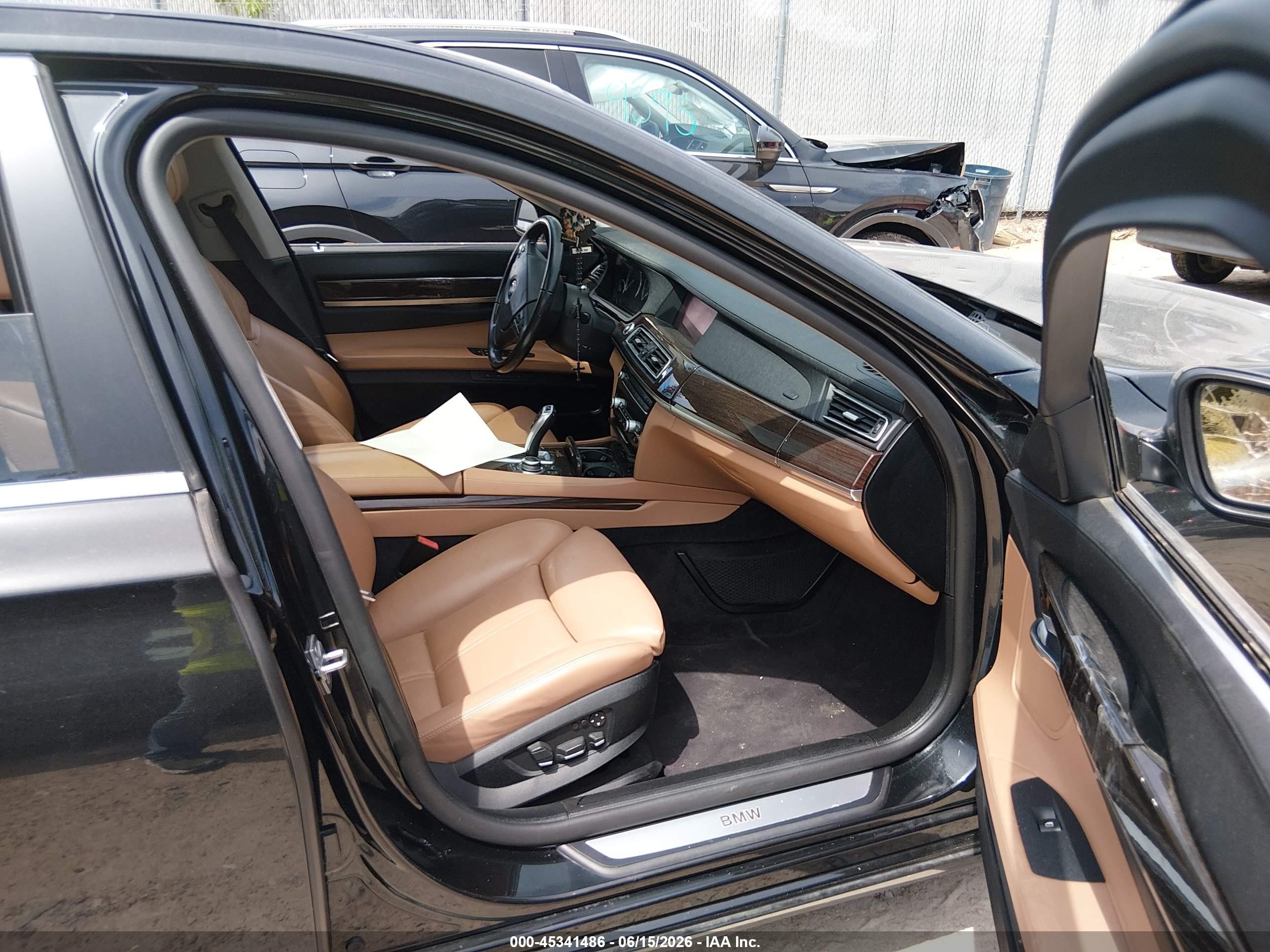2010 Bmw 750li Черный vin: WBAKB8C51ACY64397