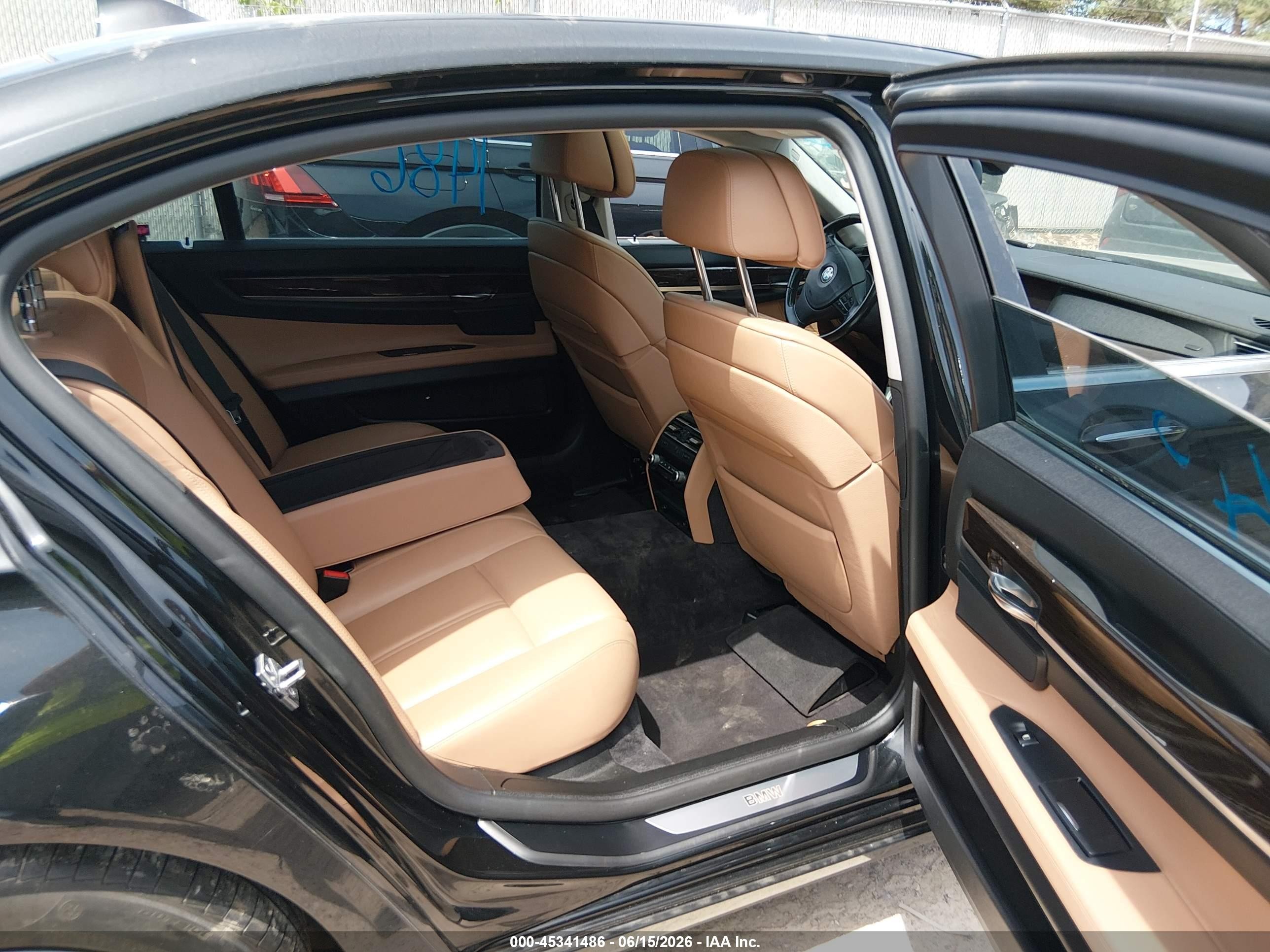 2010 Bmw 750li Черный vin: WBAKB8C51ACY64397