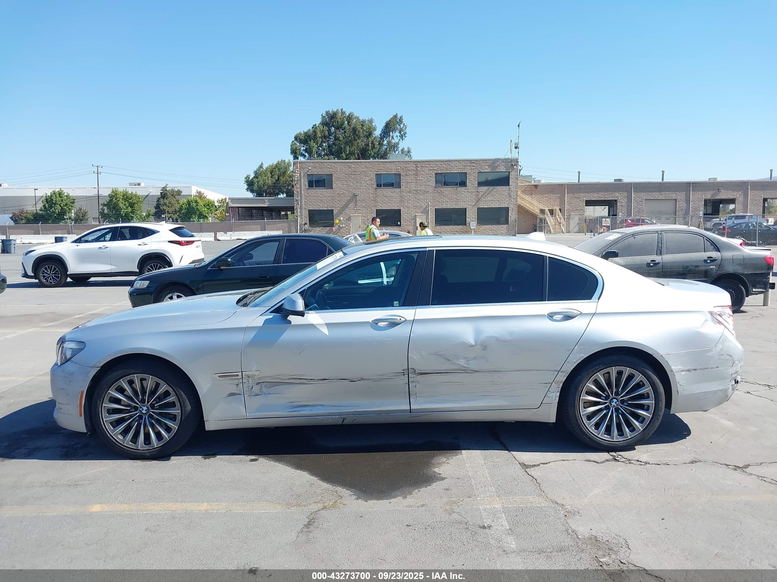 2011 Bmw 750li   Silver vin: WBAKB8C51BC851635