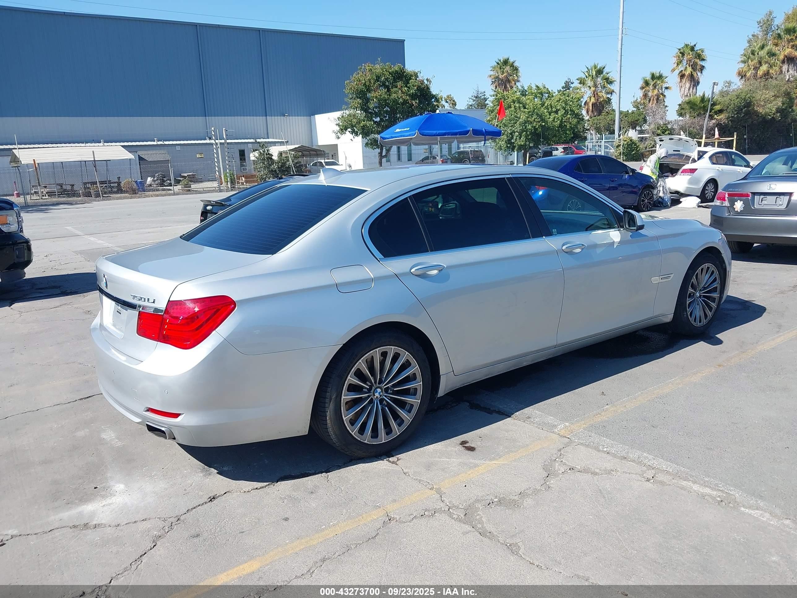 2011 Bmw 750li   Silver vin: WBAKB8C51BC851635