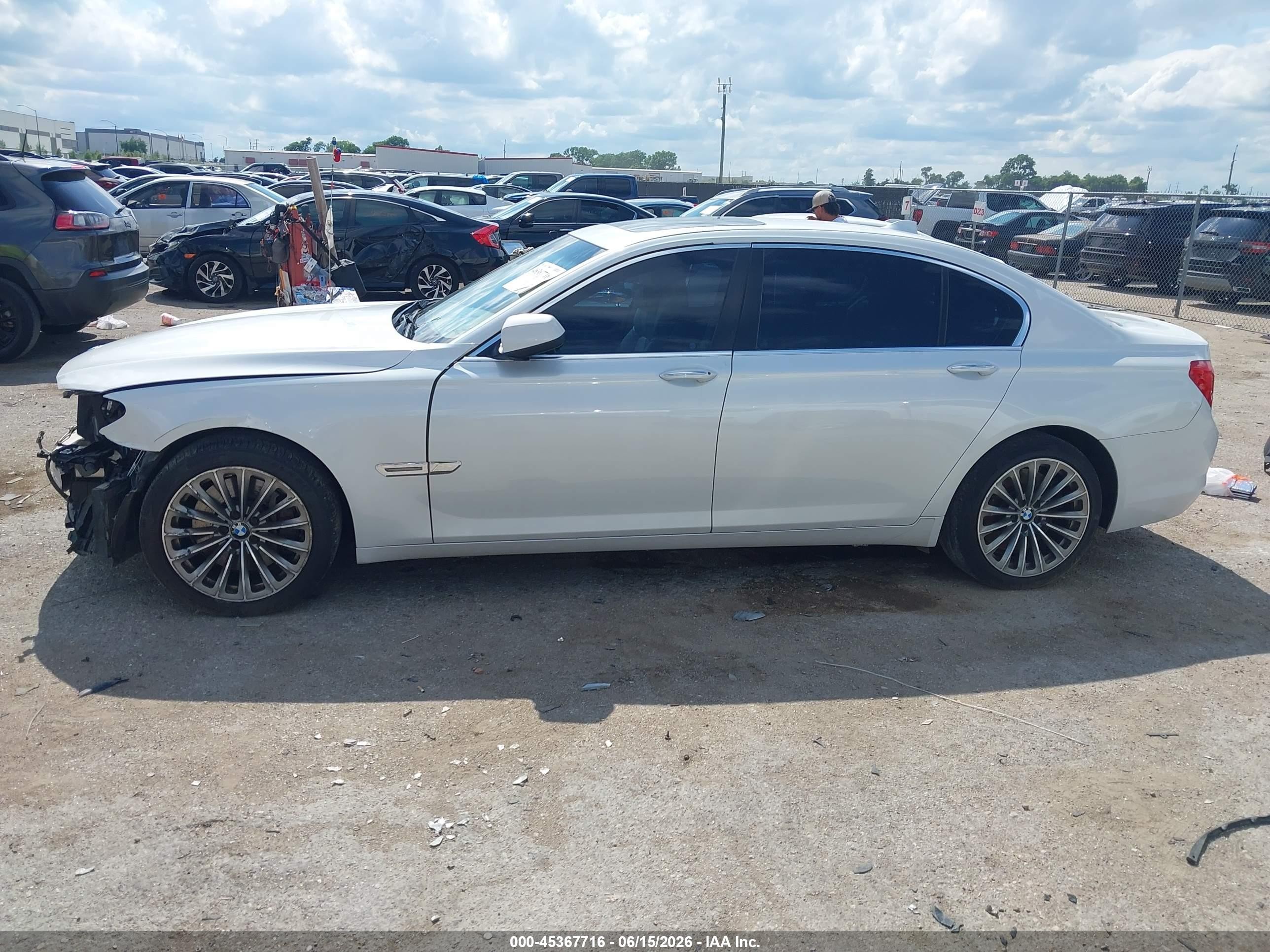 2011 Bmw 750li White vin: WBAKB8C51BCY65891