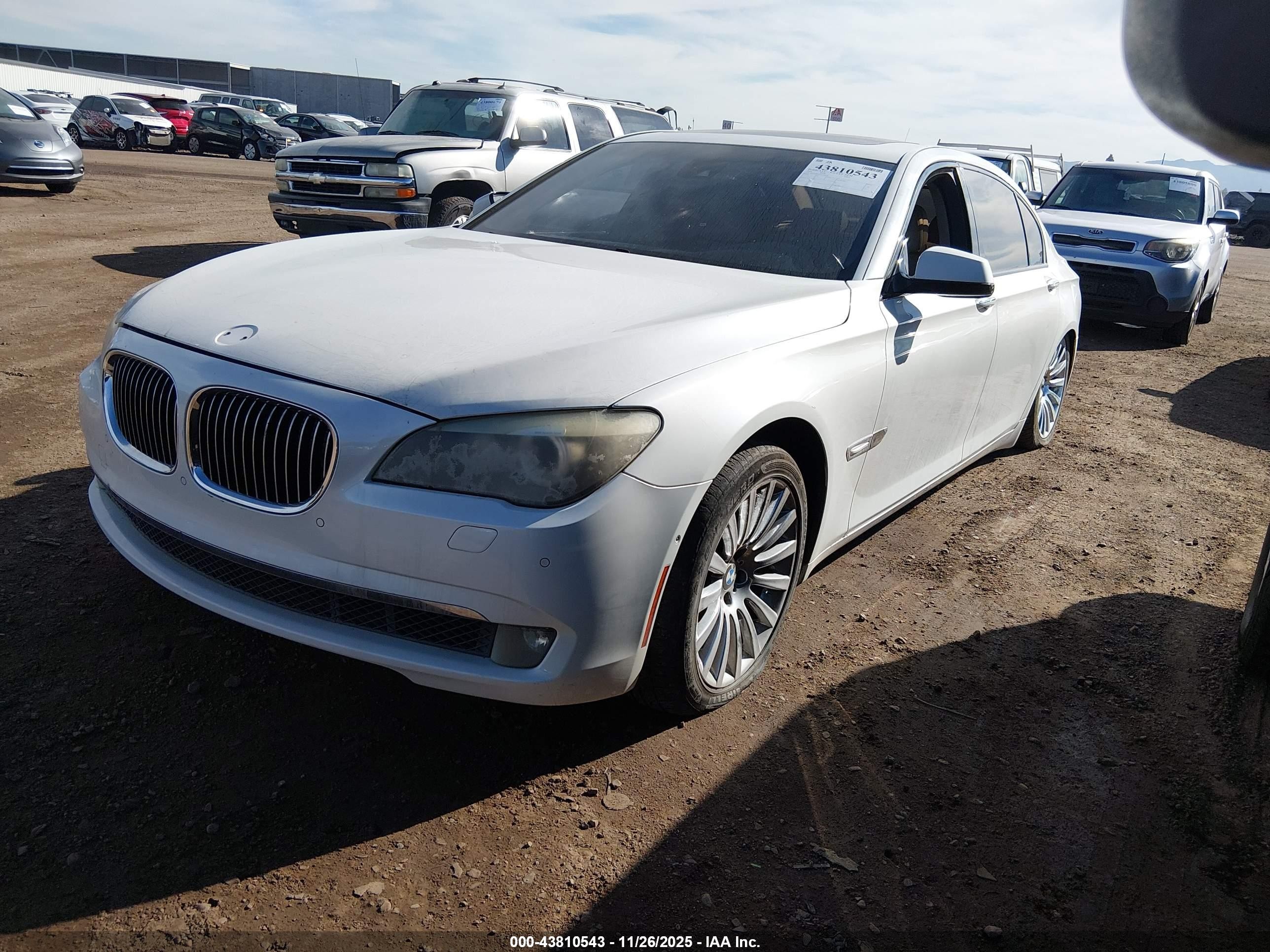 2010 Bmw 750li   White vin: WBAKB8C52ACY62724