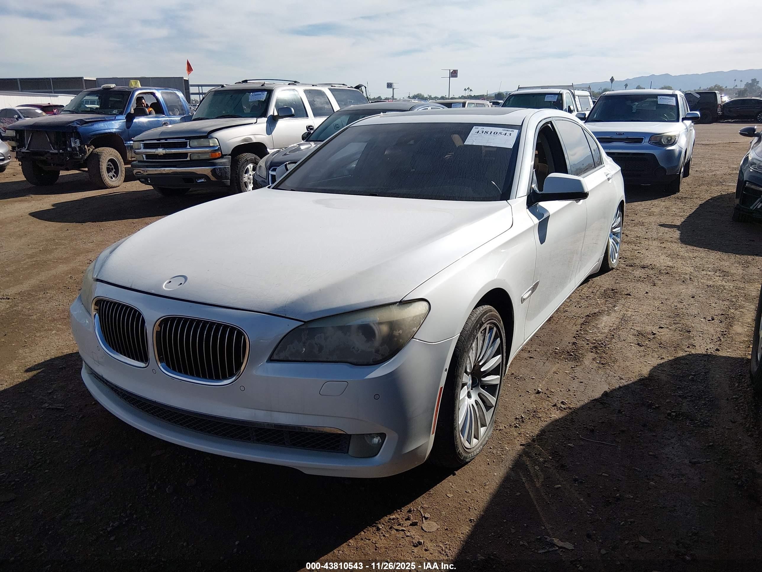 2010 Bmw 750li   White vin: WBAKB8C52ACY62724
