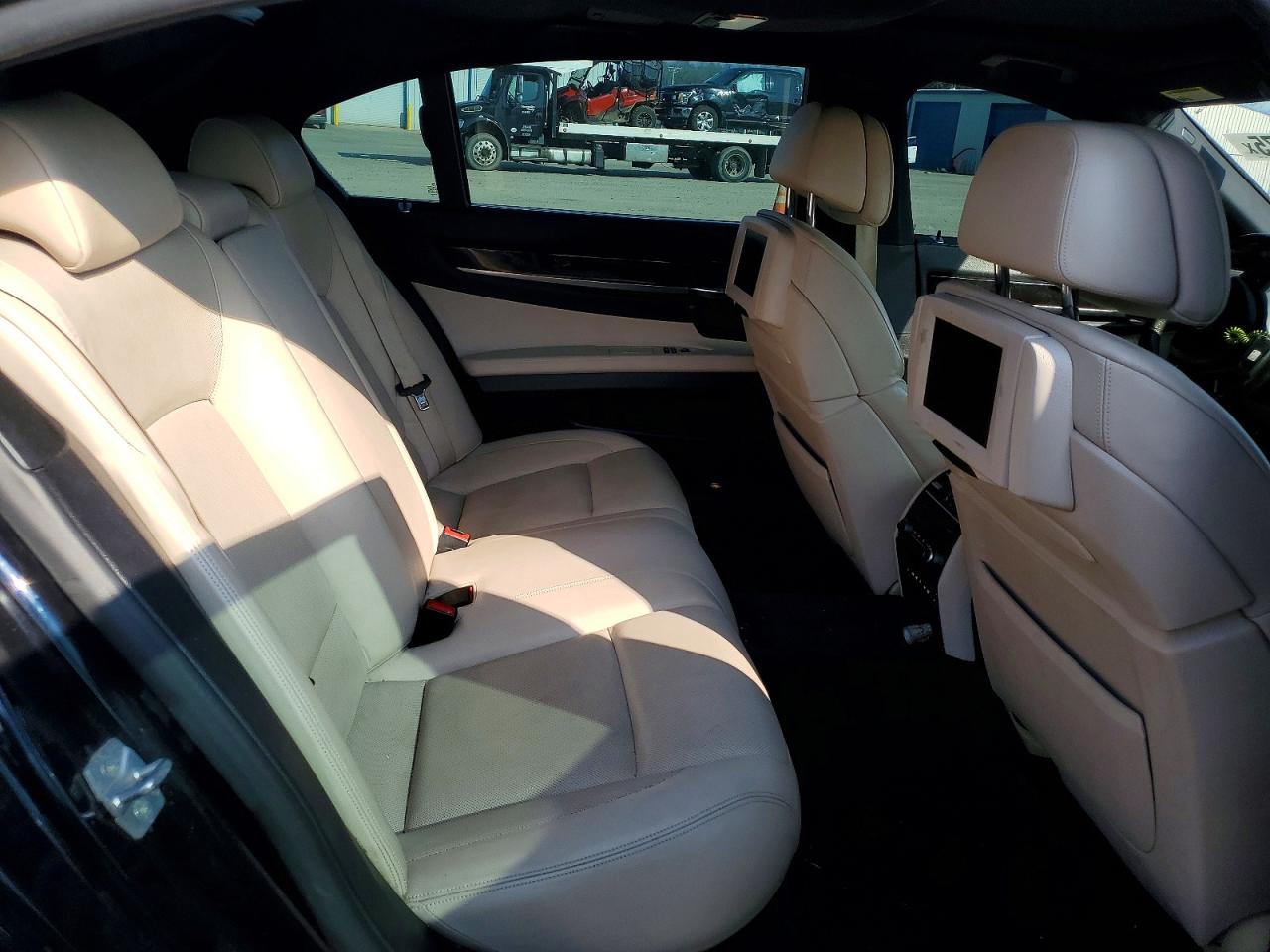 2011 Bmw 750 Li Черный vin: WBAKB8C52BCY65057