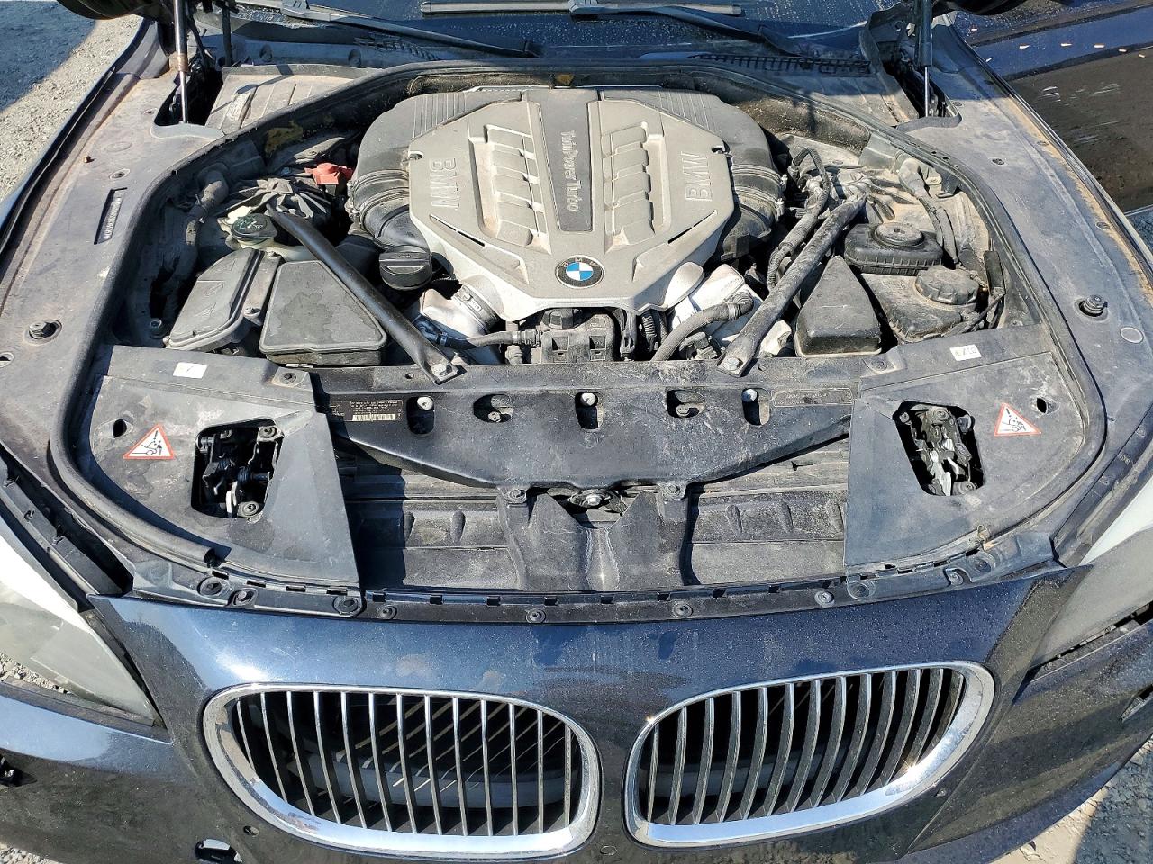 2011 Bmw 750 Li Черный vin: WBAKB8C52BCY65057