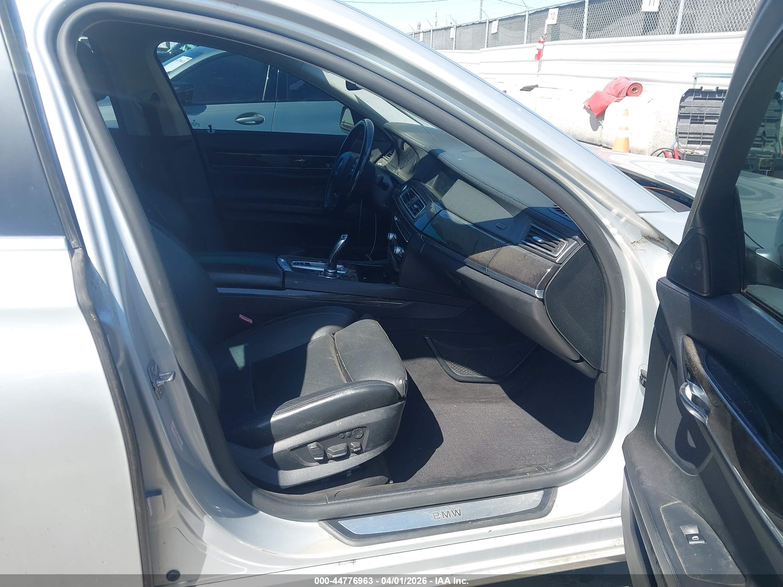2012 Bmw 750li   Silver vin: WBAKB8C53CC963435