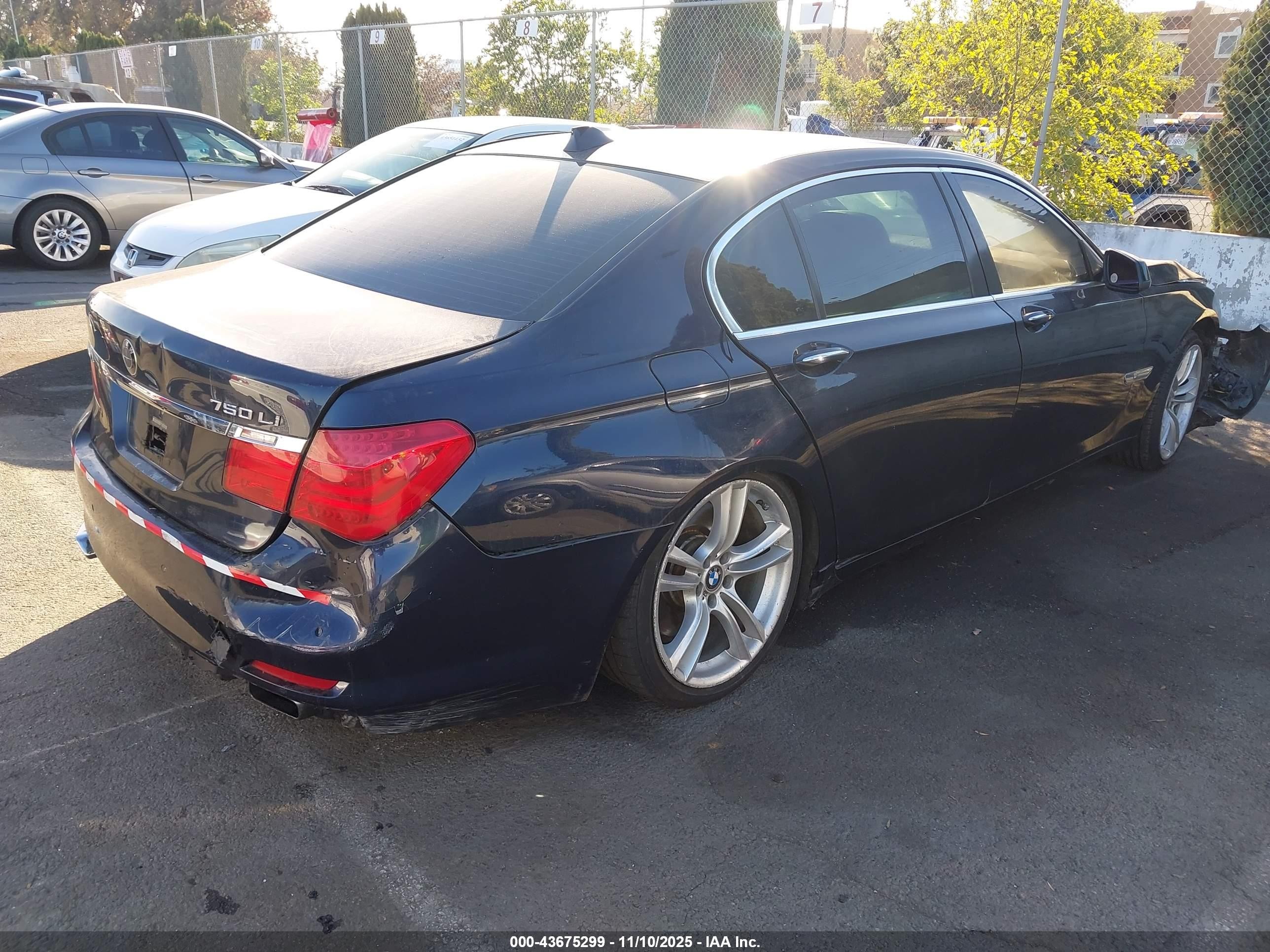 2010 Bmw 750li   Blue vin: WBAKB8C54ACY64412