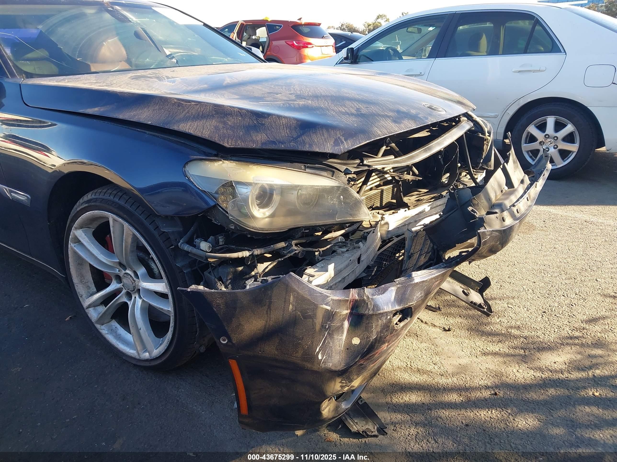 2010 Bmw 750li   Blue vin: WBAKB8C54ACY64412