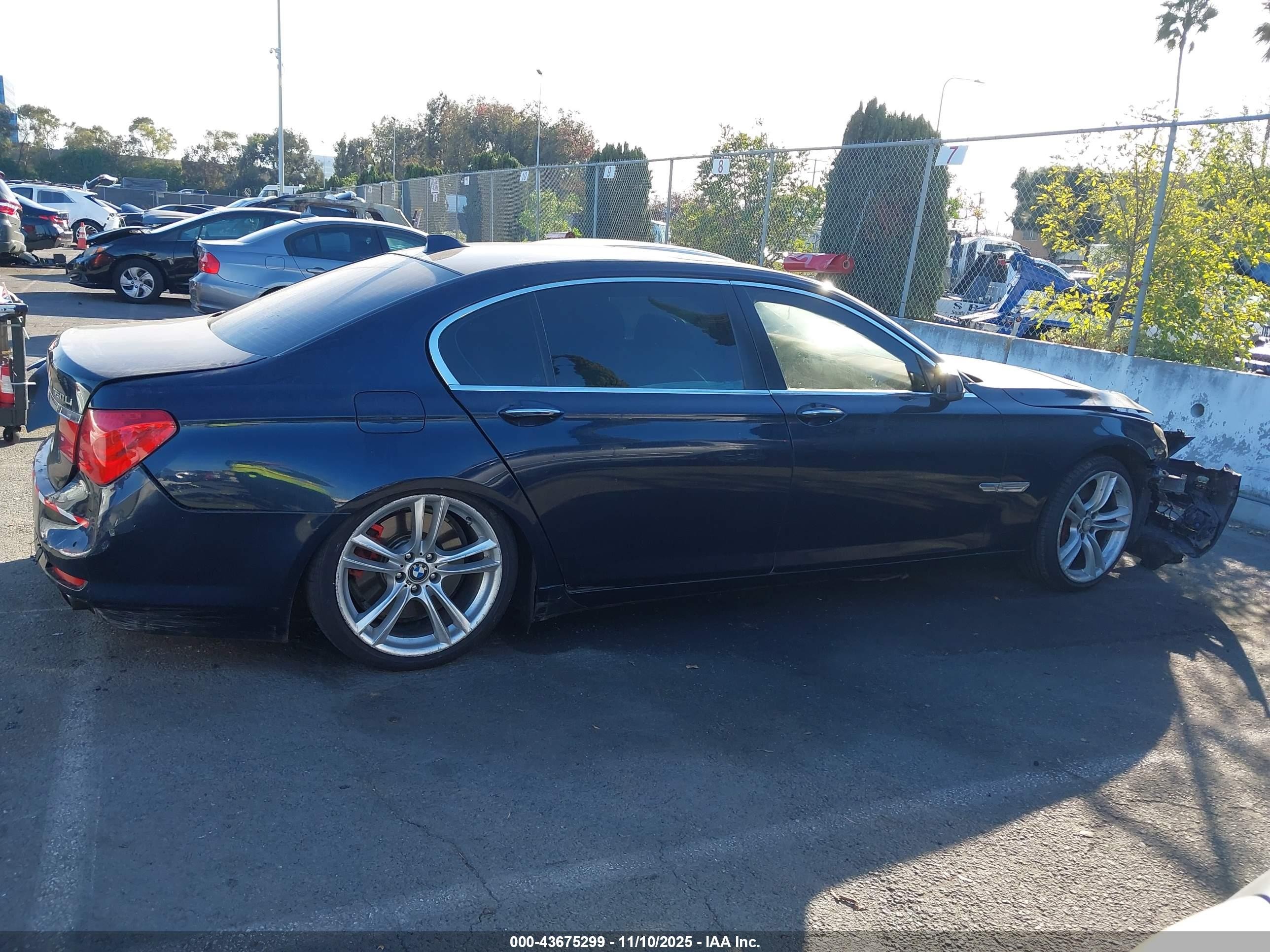 2010 Bmw 750li   Blue vin: WBAKB8C54ACY64412