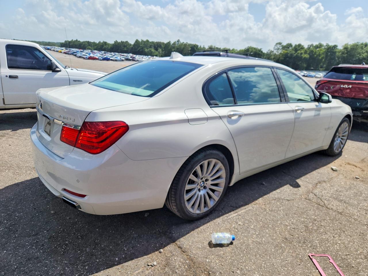 2012 Bmw 750 Li White vin: WBAKB8C54CC963587