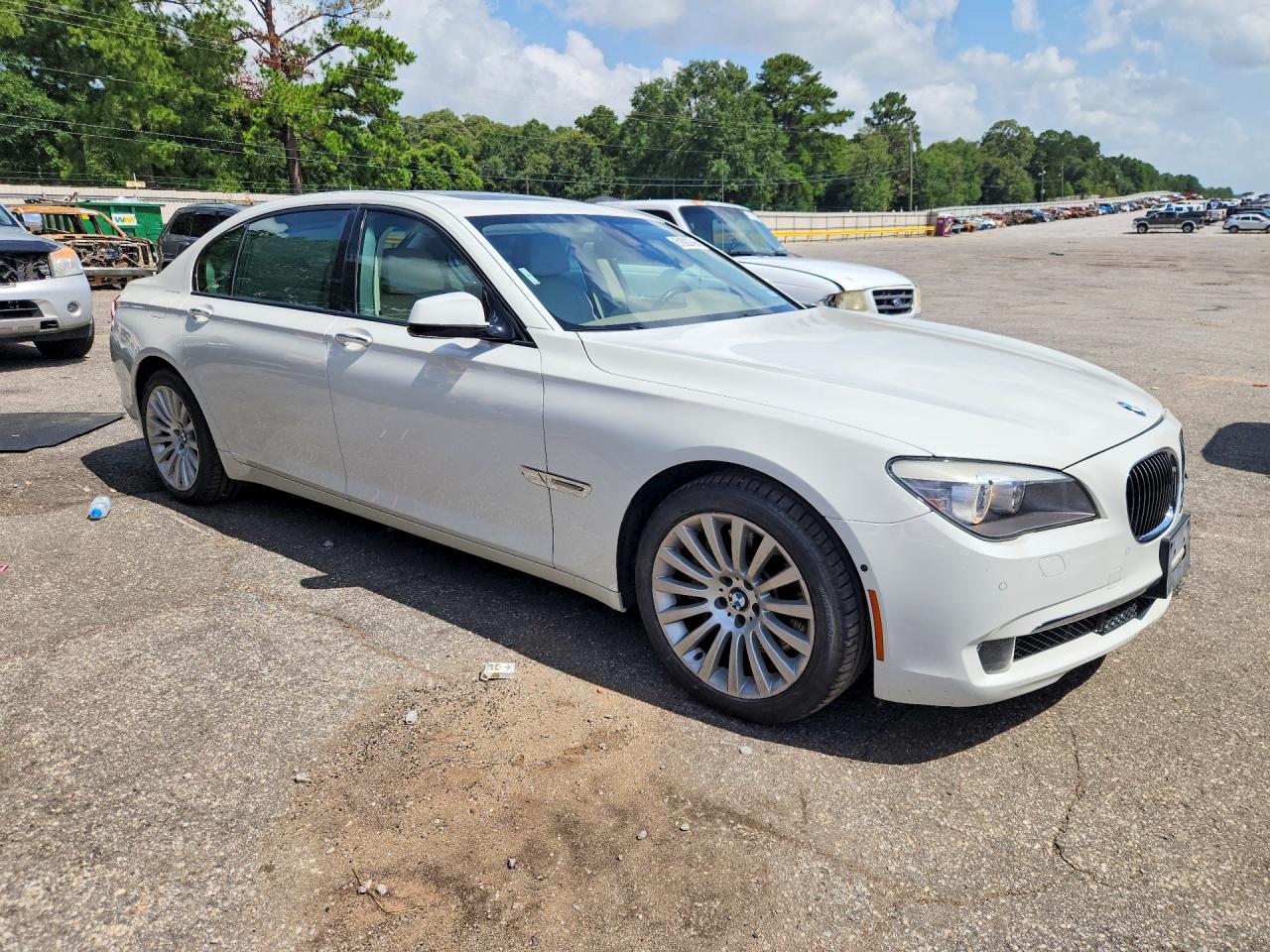 2012 Bmw 750 Li White vin: WBAKB8C54CC963587