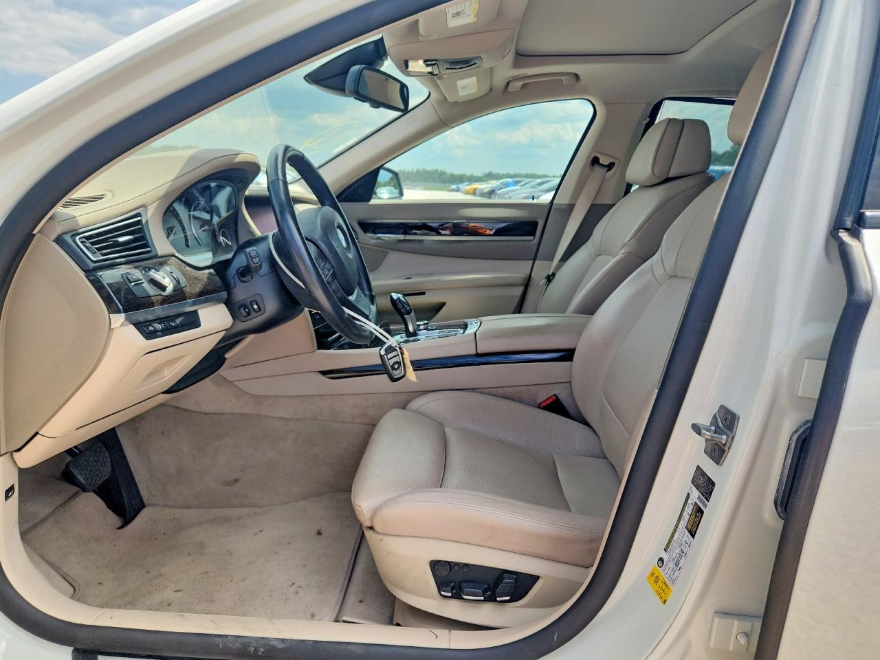 2012 Bmw 750 Li White vin: WBAKB8C54CC963587