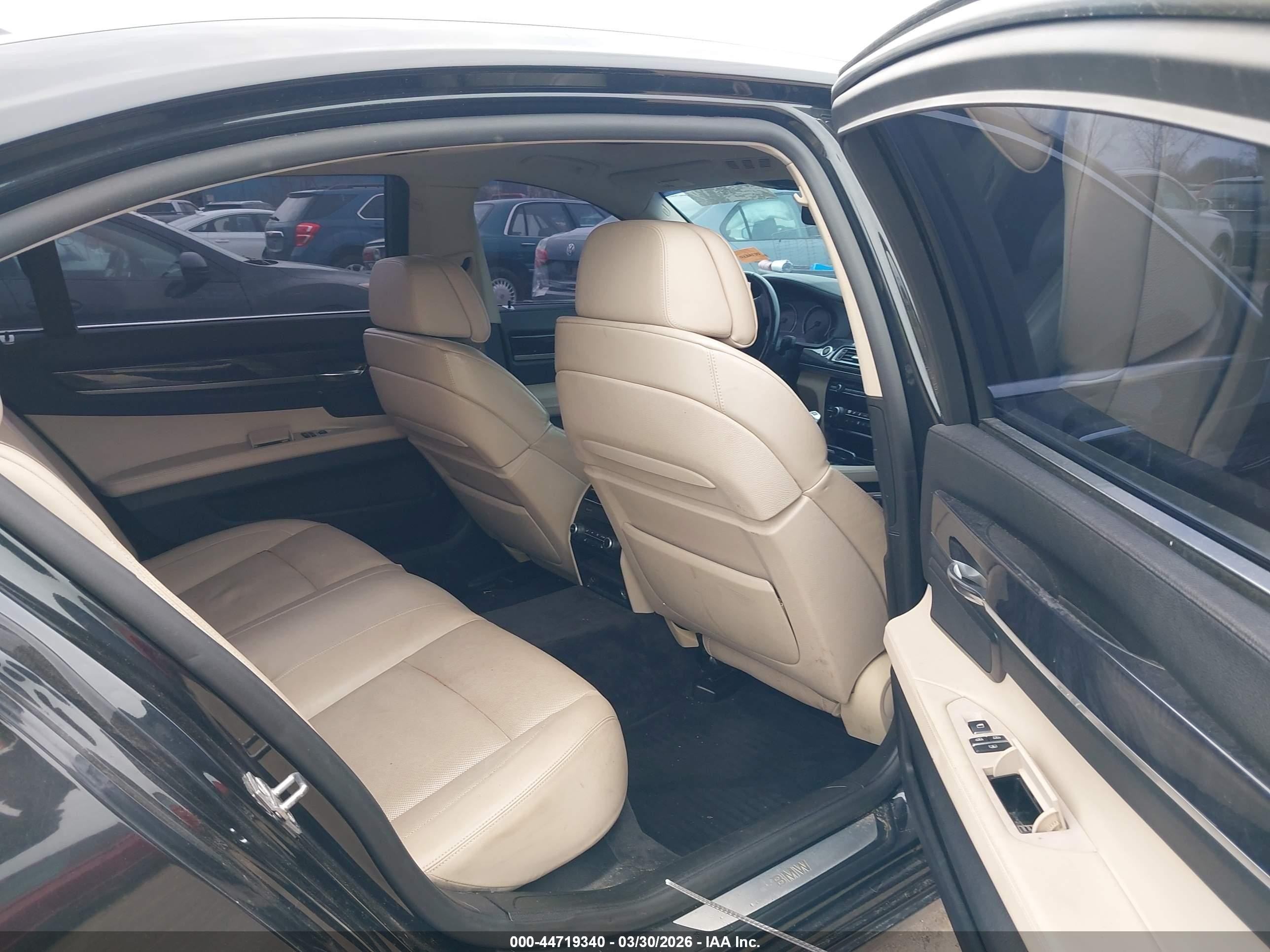 2010 Bmw 750li   Black vin: WBAKB8C55ACY63401