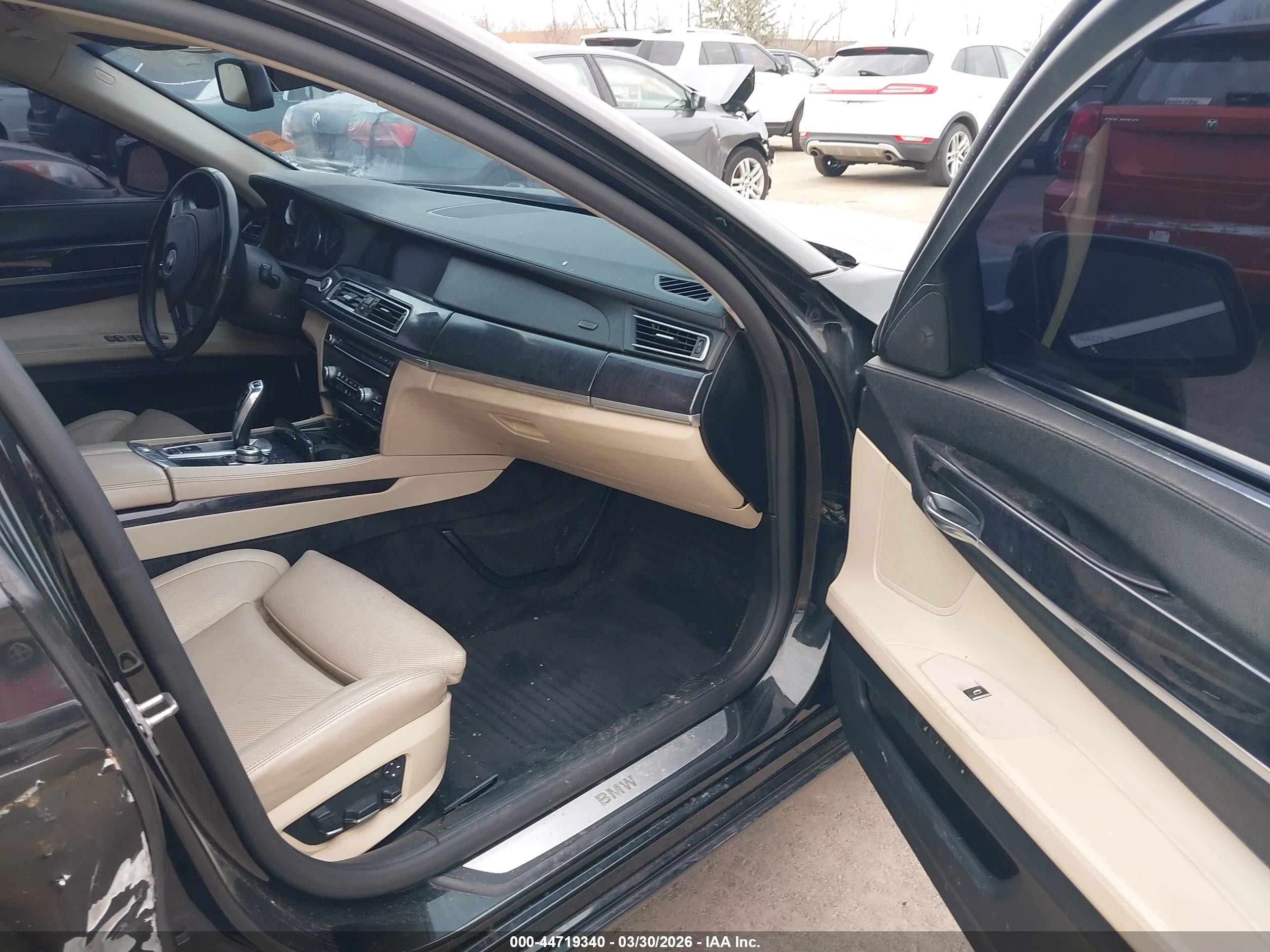 2010 Bmw 750li   Black vin: WBAKB8C55ACY63401