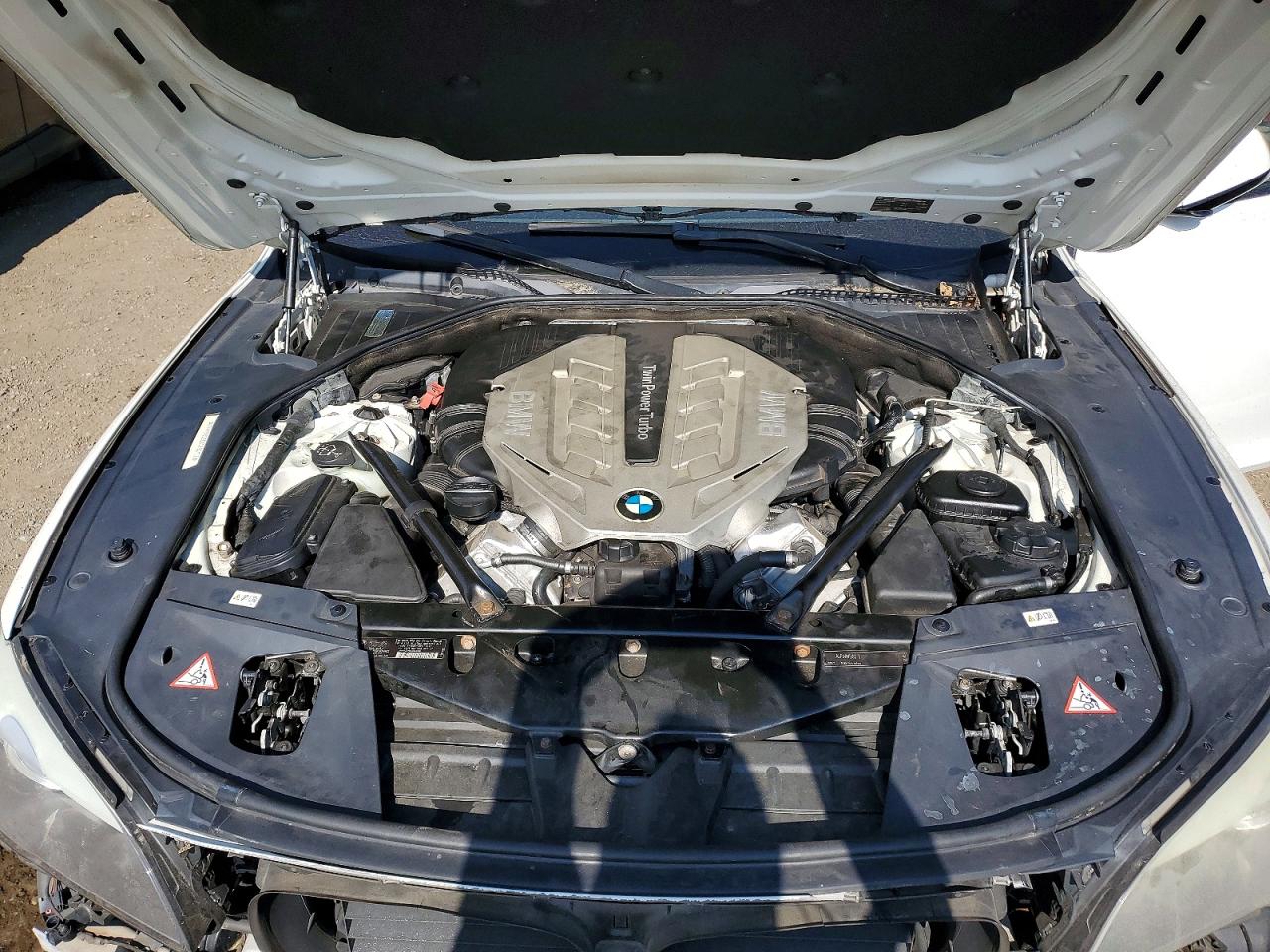 2011 Bmw 750 Li White vin: WBAKB8C55BC852108