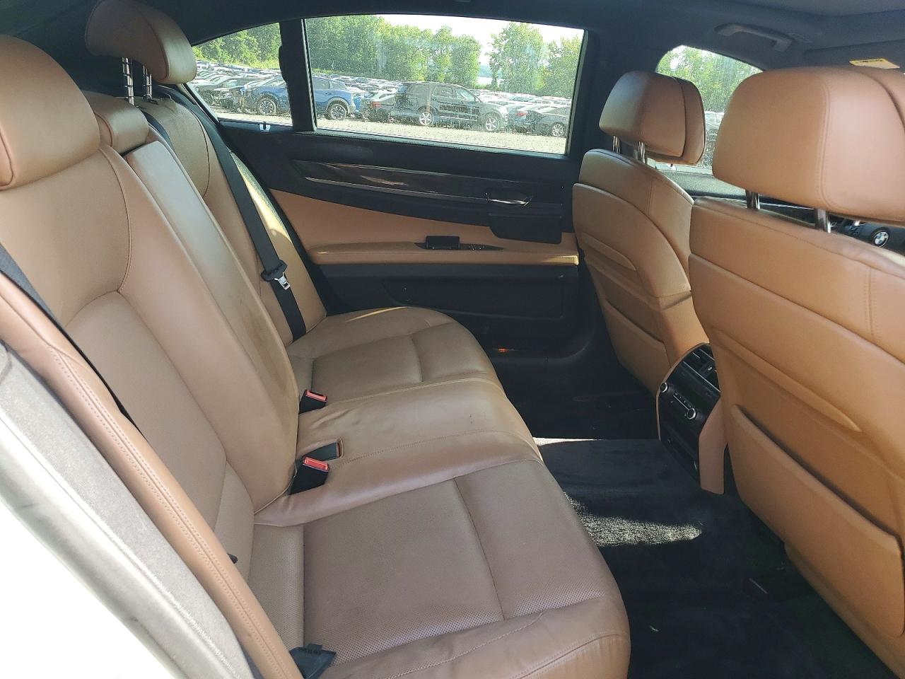 2011 Bmw 750 Li White vin: WBAKB8C55BC852108