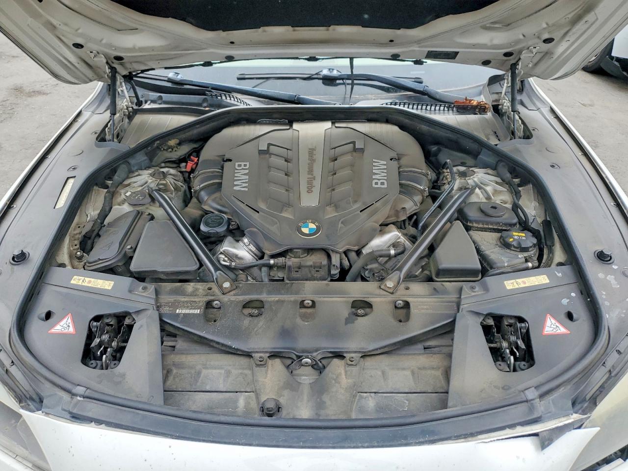 2010 Bmw 750 Li White vin: WBAKB8C56ACY62757