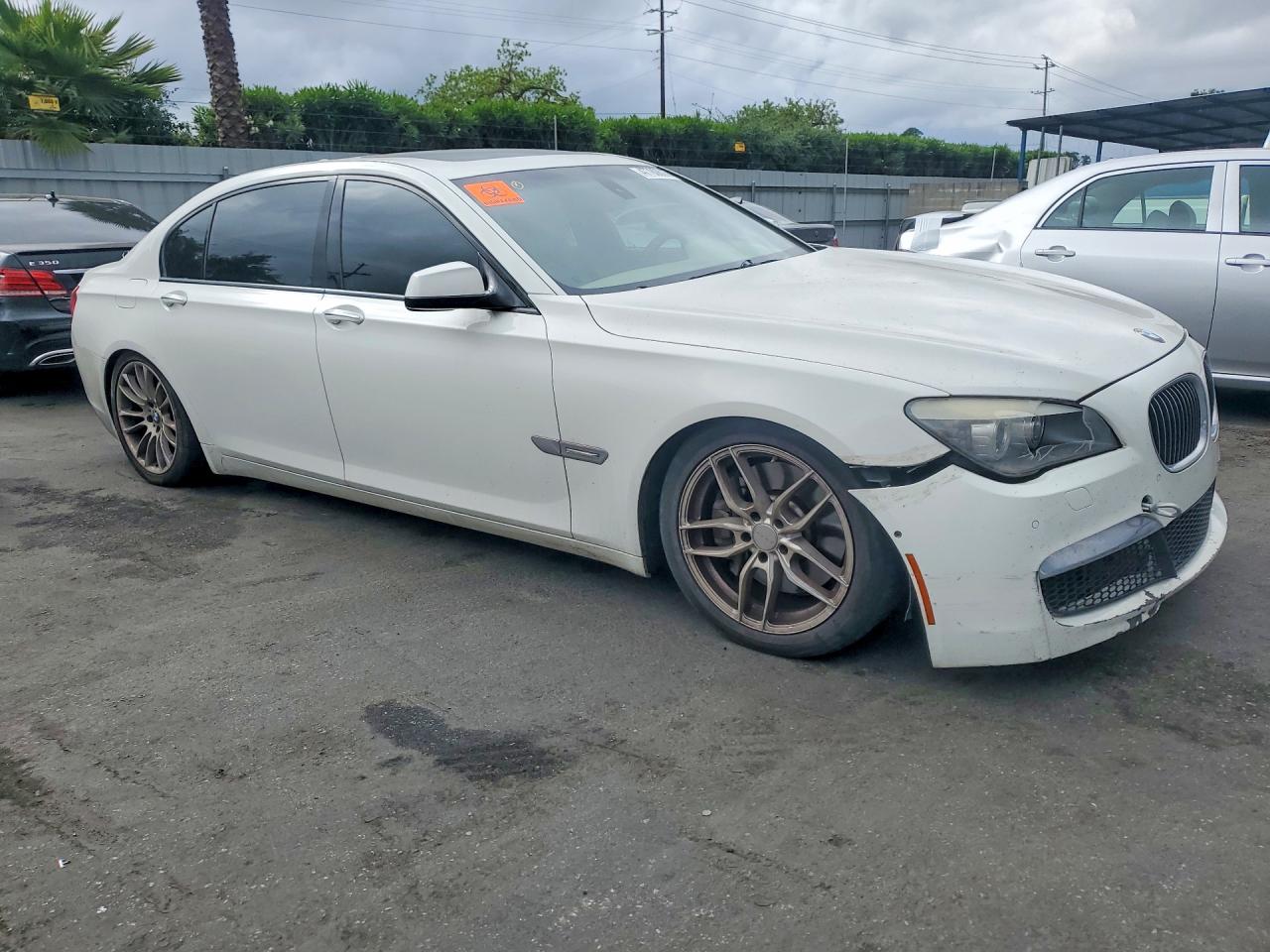 2010 Bmw 750 Li White vin: WBAKB8C56ACY62757